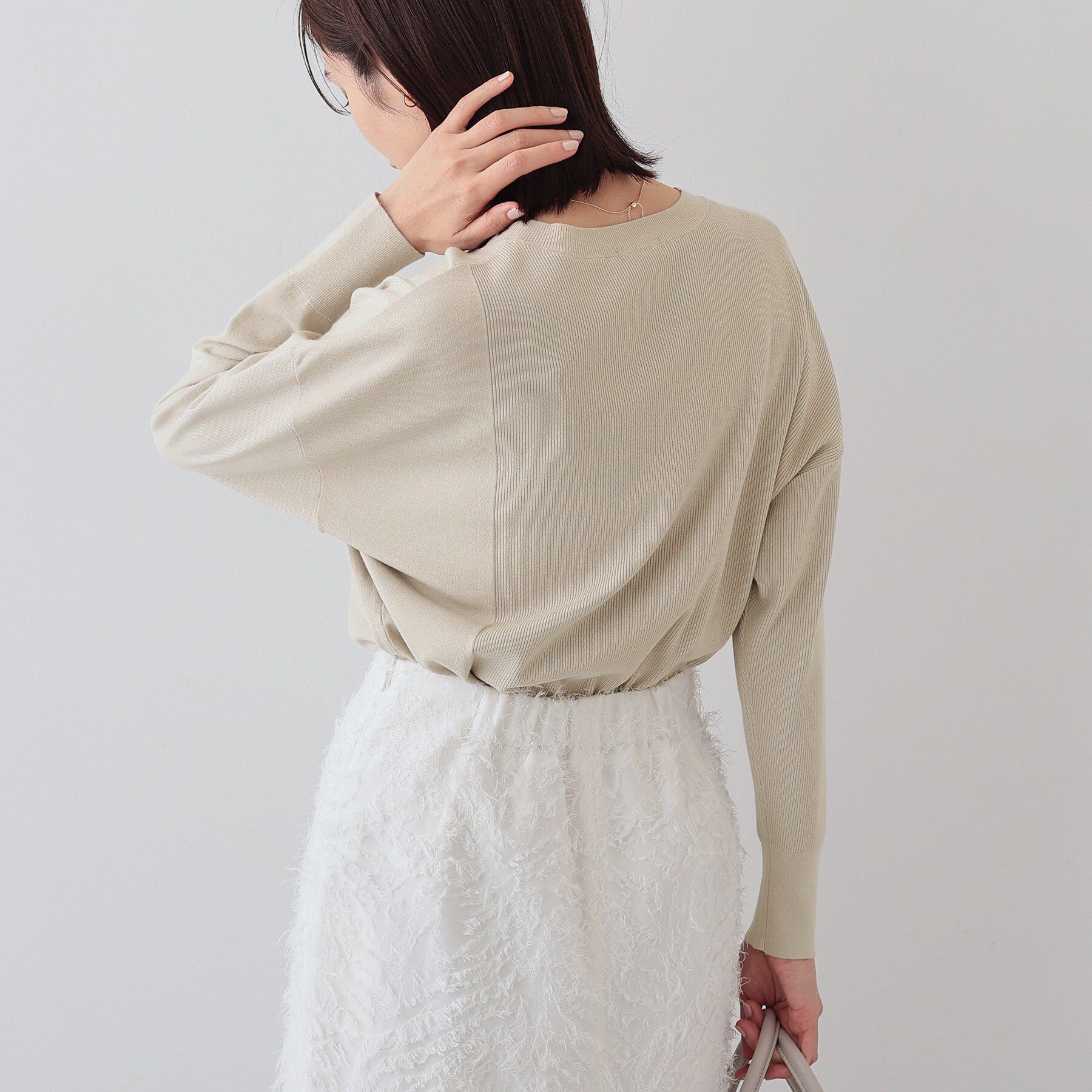 INDIVI「【洗える】アシメデザイン ドルマンスリーブニット」|ニット・セーター|