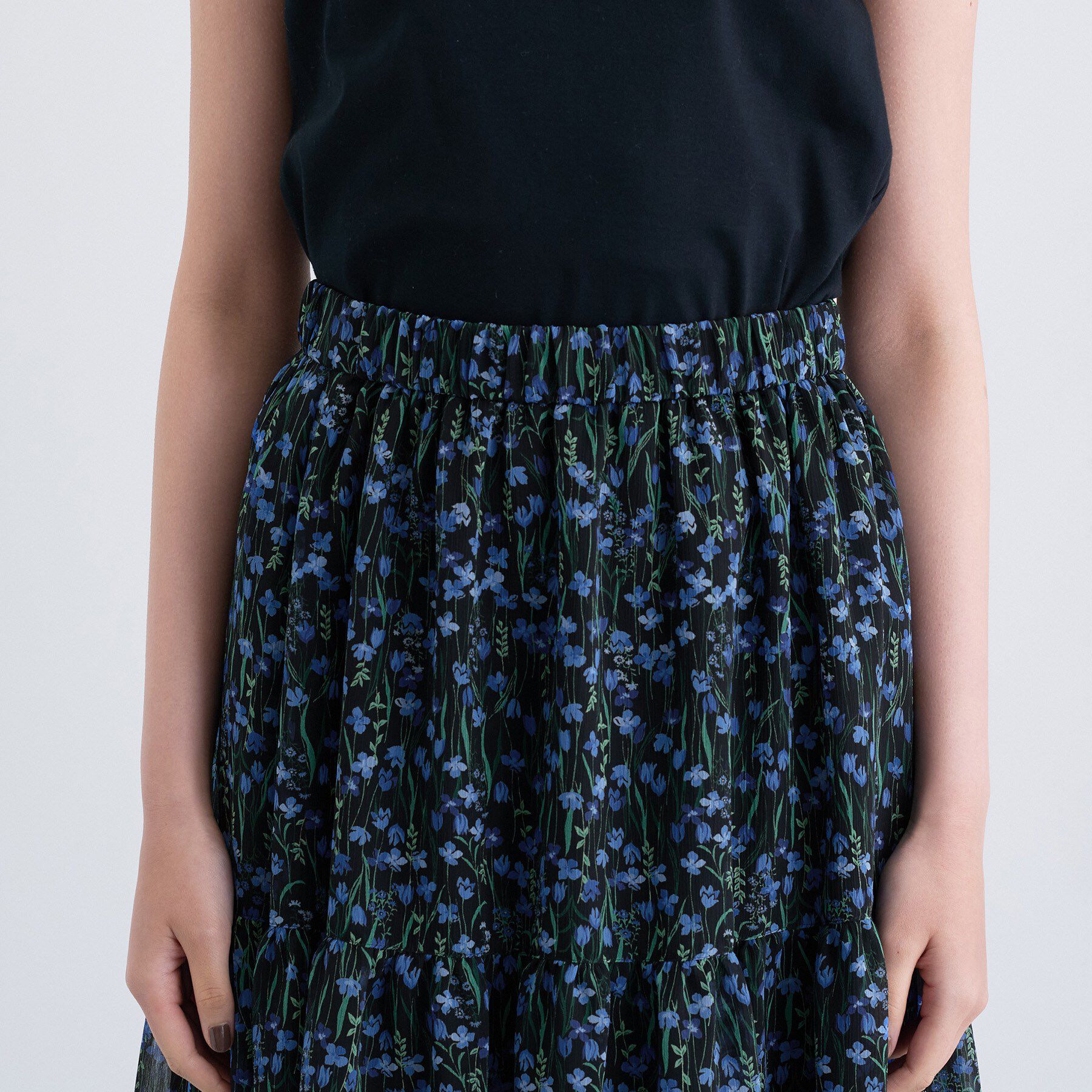 INDIVI「【秋映え柄/セットアップ可能】フラワーシフォンスカート」|スカート|