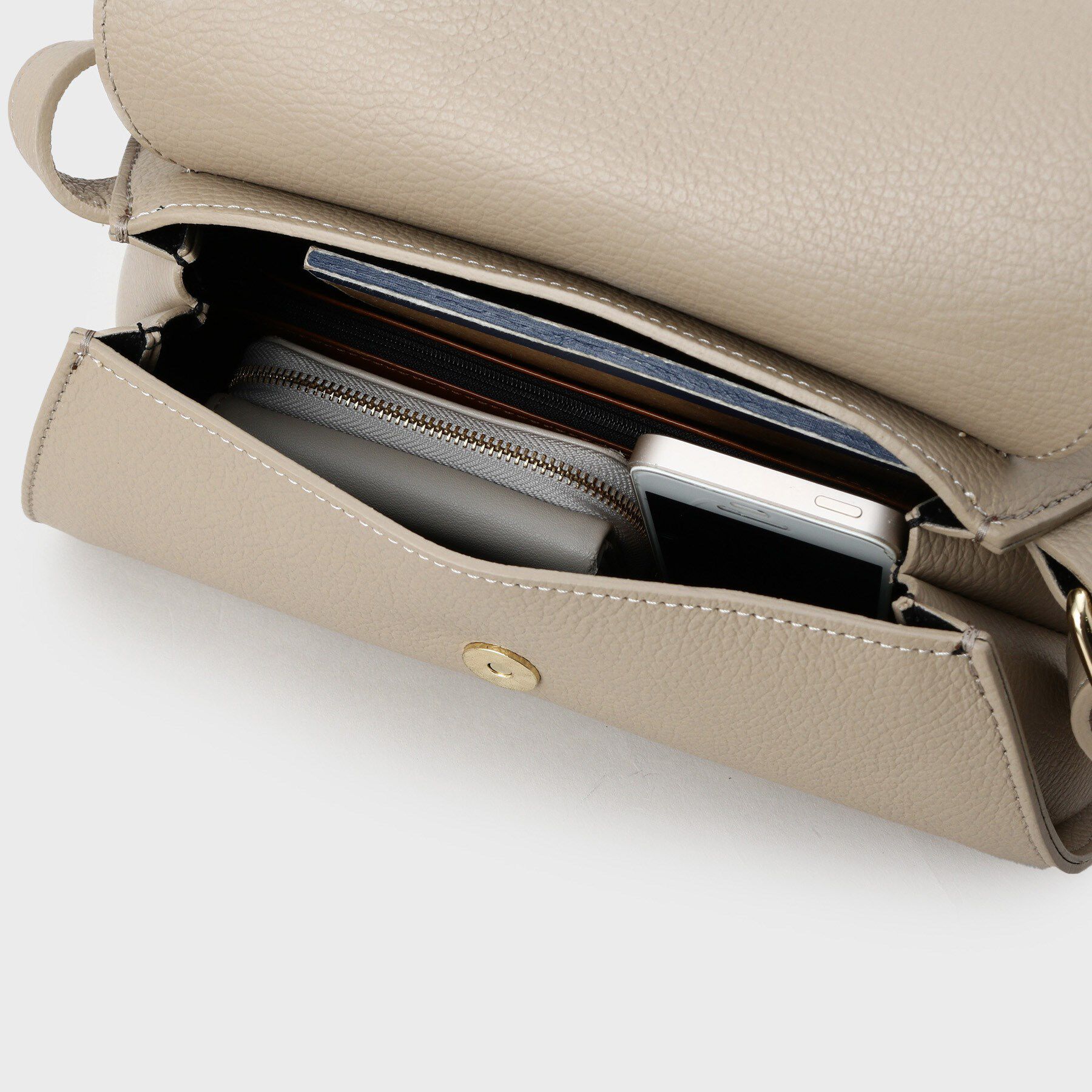 GALLEST「レザーフラップショルダーバッグ」|ショルダー・メッセンジャー|