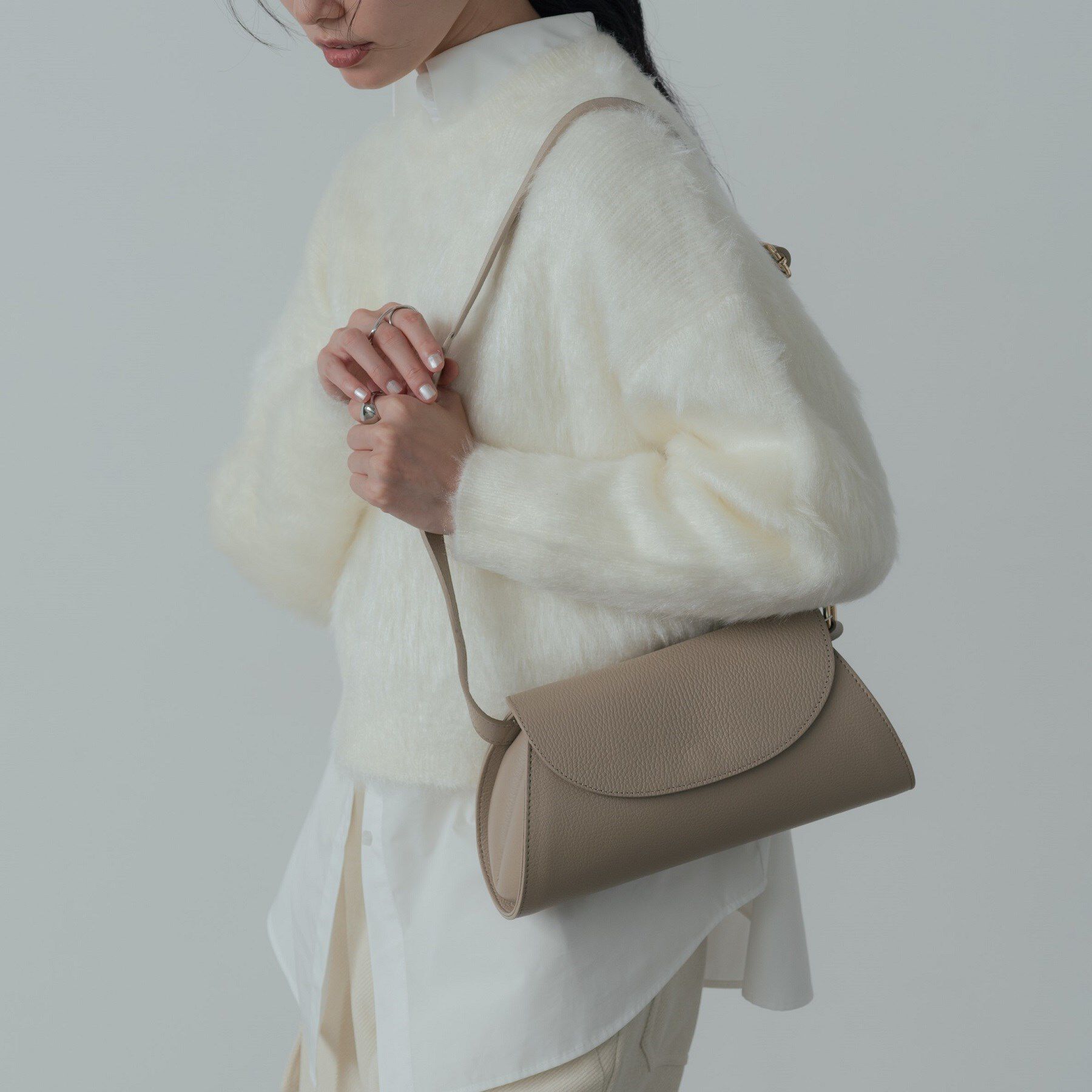 GALLEST「レザーフラップショルダーバッグ」|ショルダー・メッセンジャー|