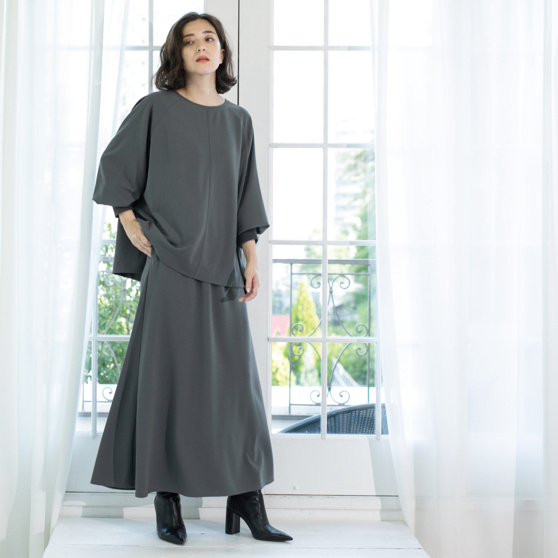 OPAQUE.CLIP「リラクシートップス&times;フレアスカート/セットアップ対応【洗濯機洗い可】」|スーツ|チャコールグレー(0