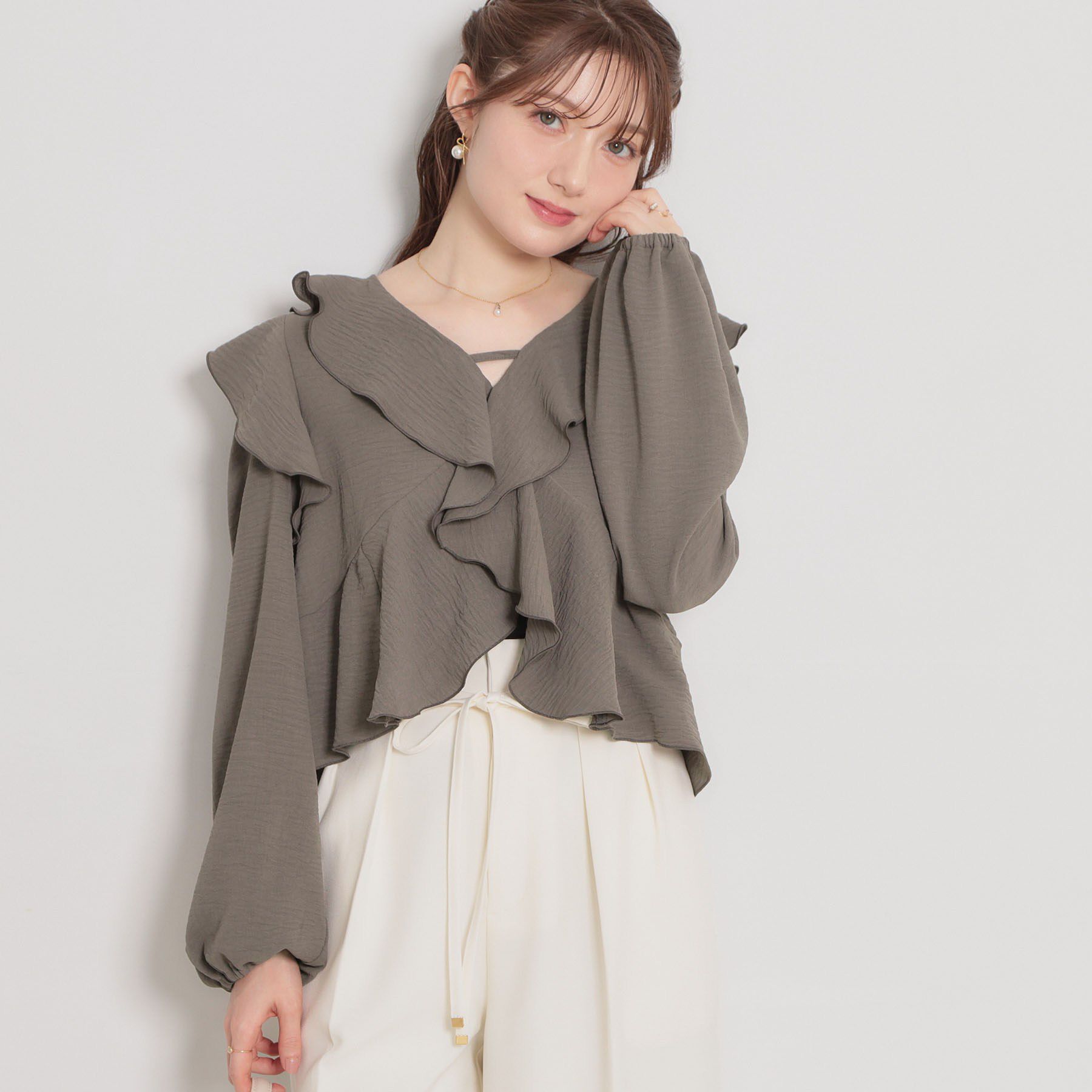 Couture broach「ラッフルショートブラウス」|シャツ・ブラウス|