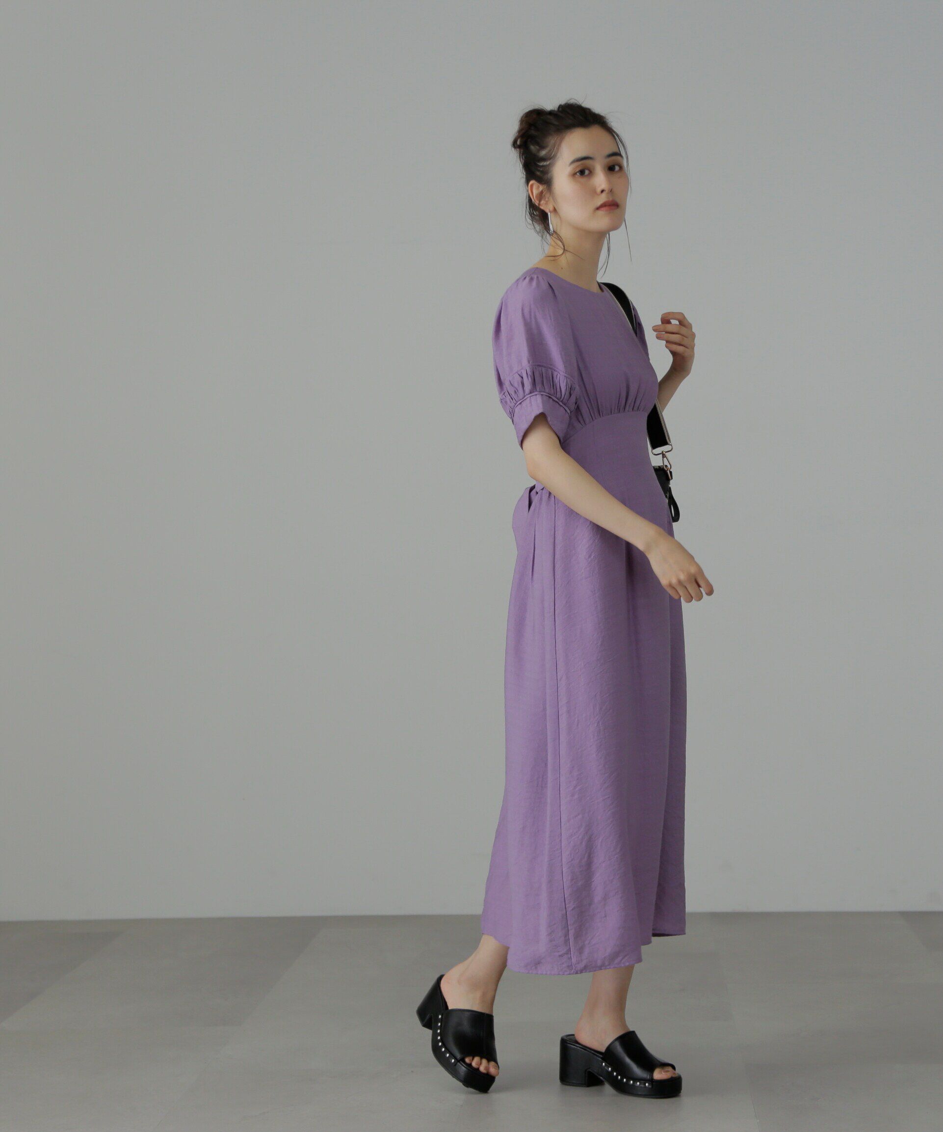  「パフスリーブバックリボンワンピース」|ワンピース|