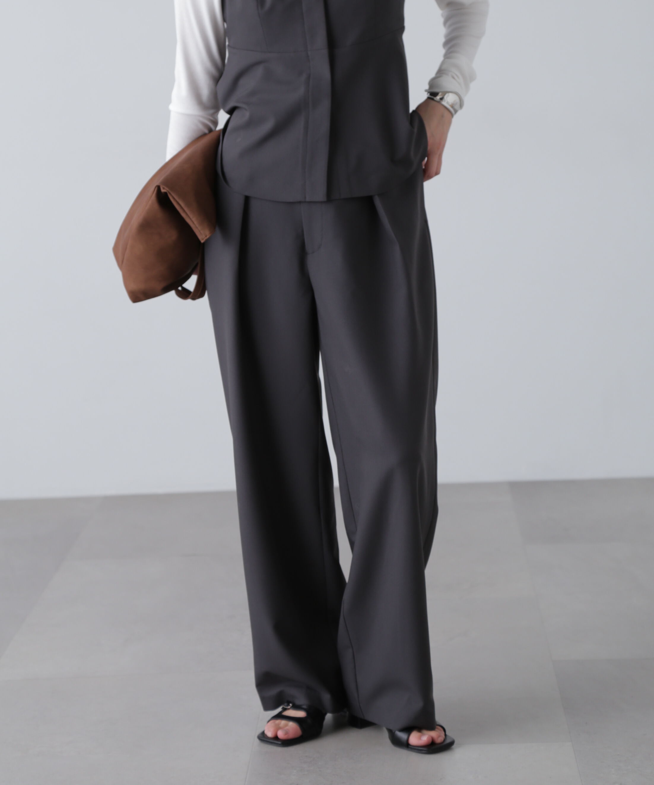  「〈セットアップ対応〉タックセミワイドパンツ」|その他|