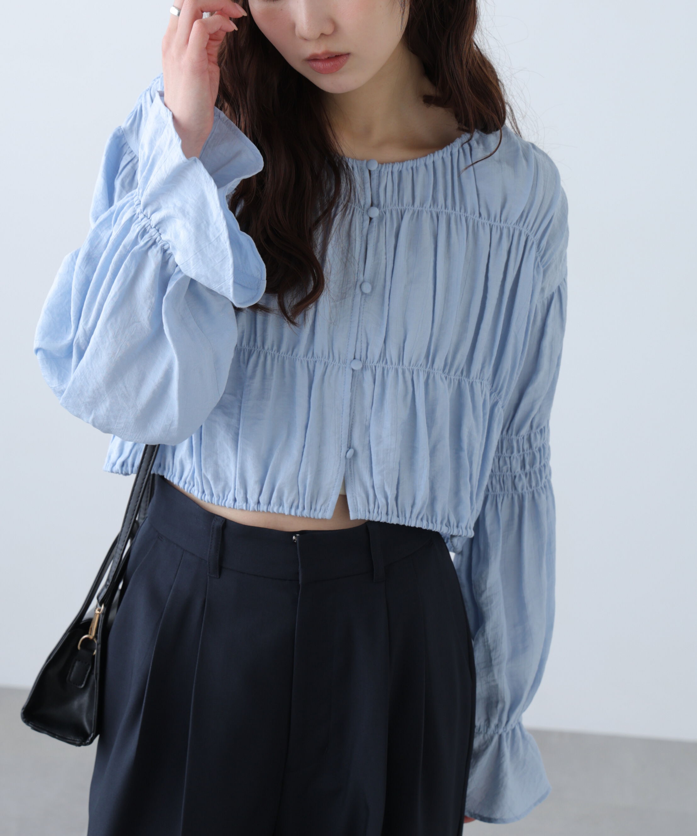  「シアーギャザー前開き短丈ブラウス」|シャツ・ブラウス|