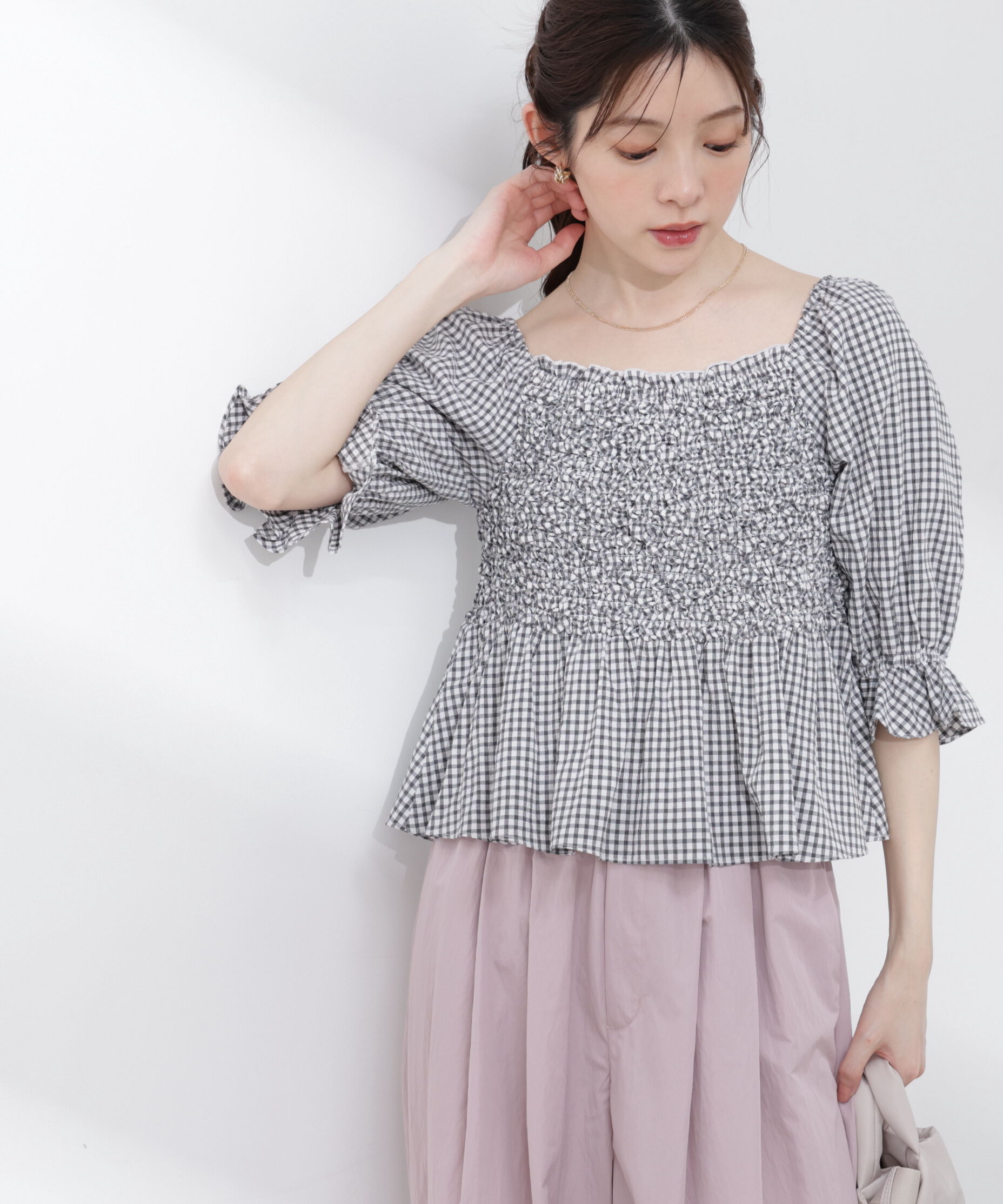 PROPORTION BODY DRESSING「〈a/mie〉シャーリングペプラムブラウス 26SS」|シャツ・ブラウス|