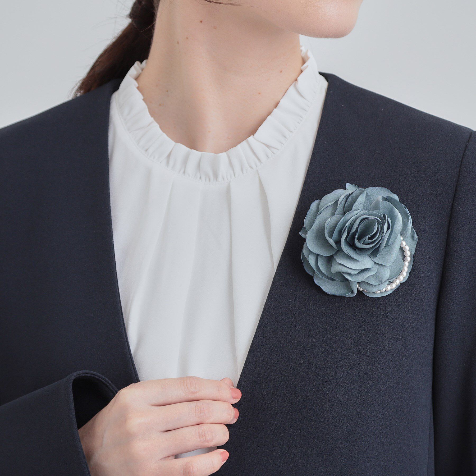 SHOO･LA･RUE「【セレモニー】サテンコサージュ」|ブローチ・コサージュ|