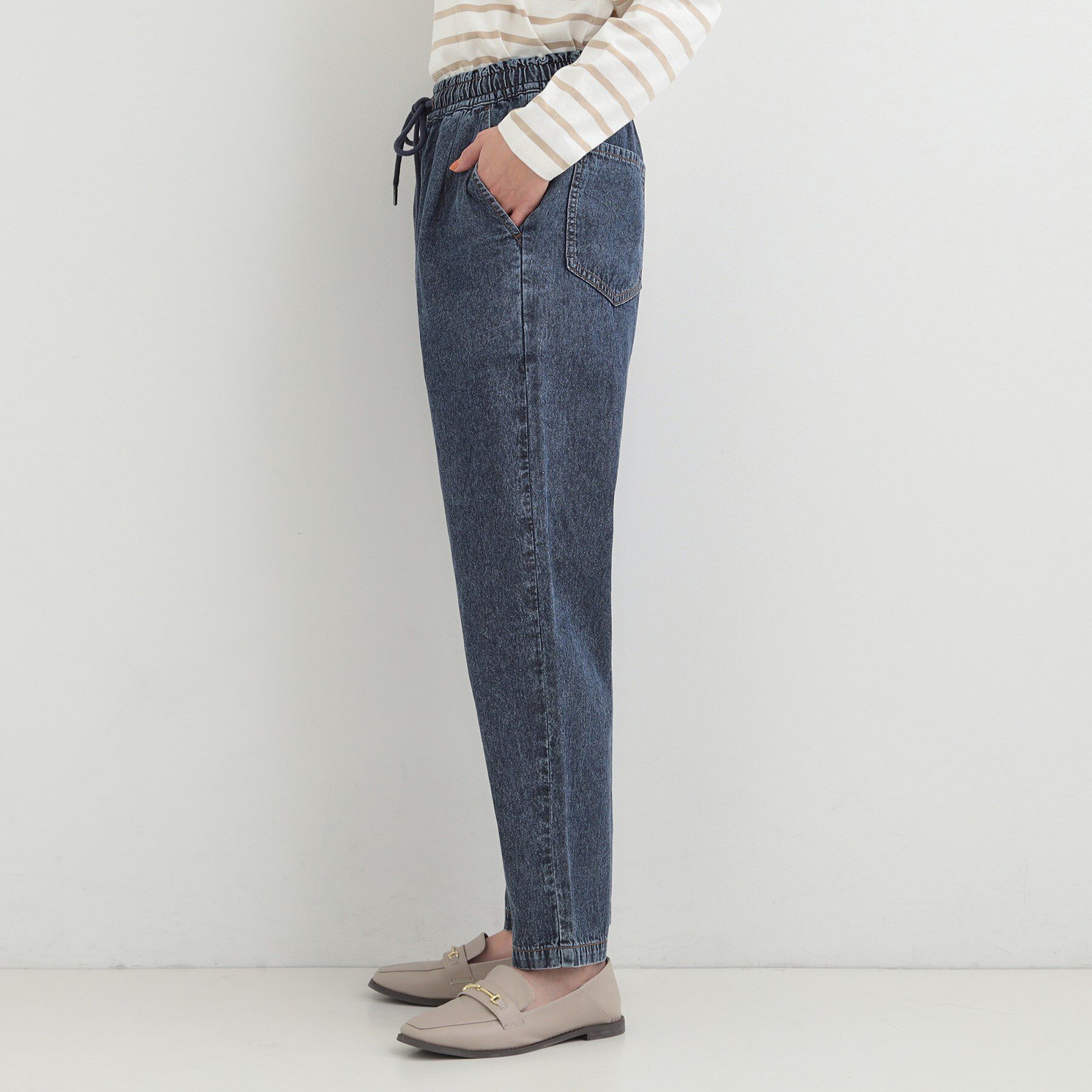 SHOO･LA･RUE「【ライトオンスデニム/S-LL/洗濯機可】夏でもはける らくらくイージーデニムテーパードパンツ」|デニム|