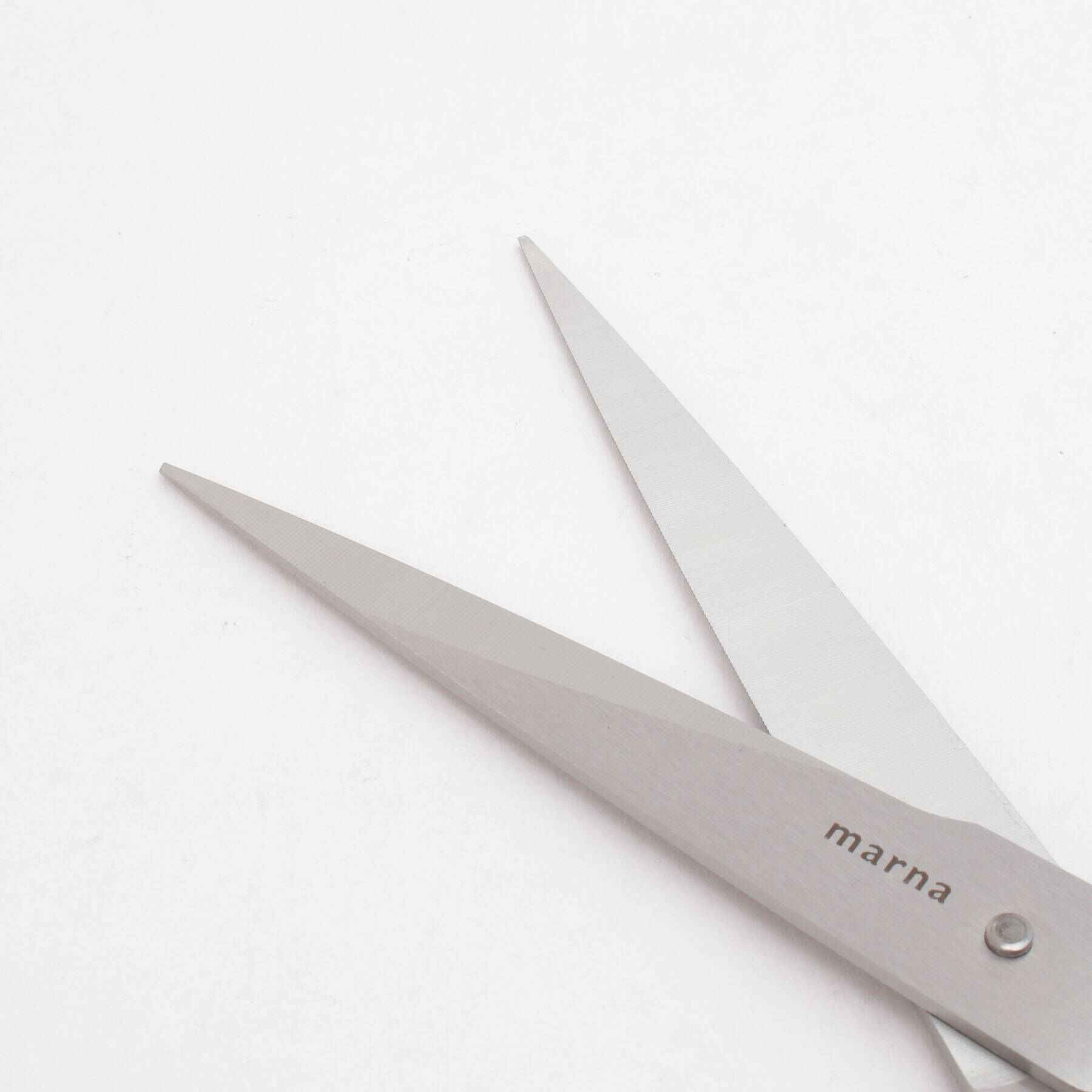 212 KITCHEN STORE「料理のハサミ BK ＜marna マーナ＞」|食器・キッチングッズ|