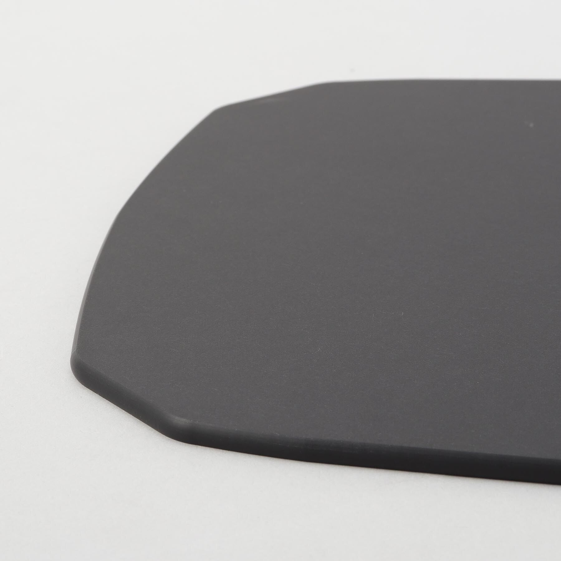 212 KITCHEN STORE「ウッドファイバーカッティングボード HACHI L BK ＜nikii ニキ＞」|食器・キッチングッズ|