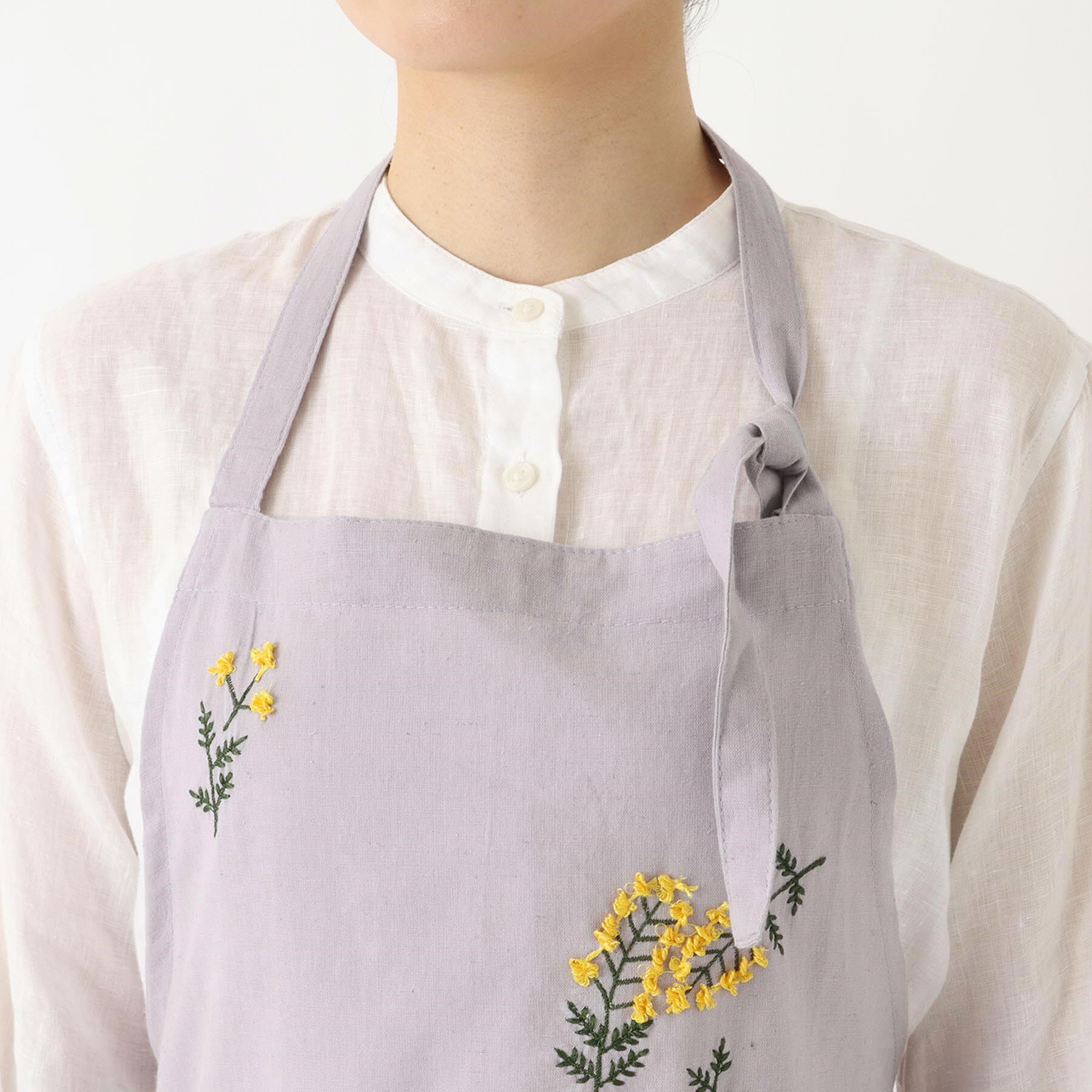 212 KITCHEN STORE「刺繍フラワー ミモザ フルエプロン LPU ＜212Kオリジナル ＞」|食器・キッチングッズ|