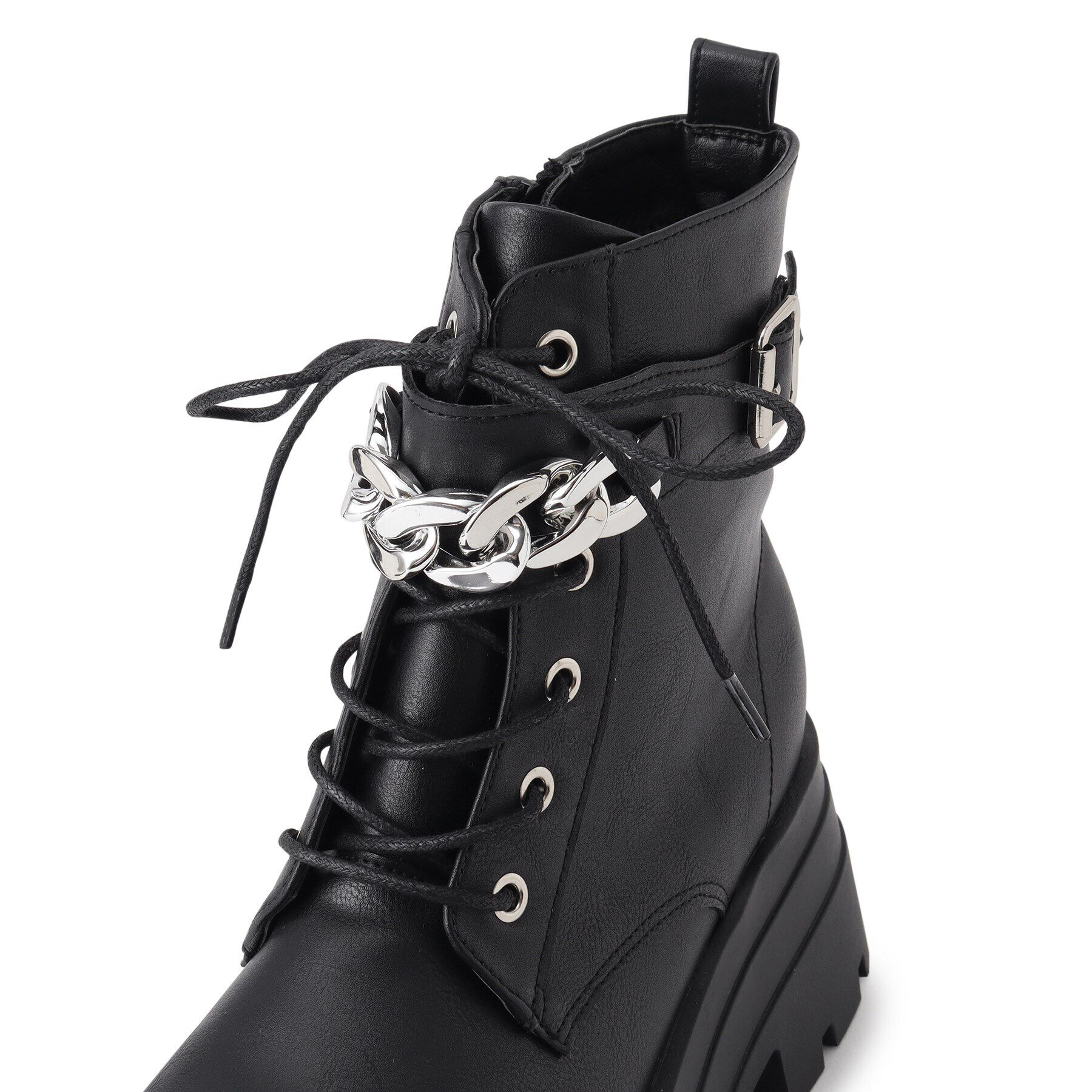 csT&P「厚底3段ソールチェーン付き ベルト付きレースアップブーツ」|ショートブーツ|