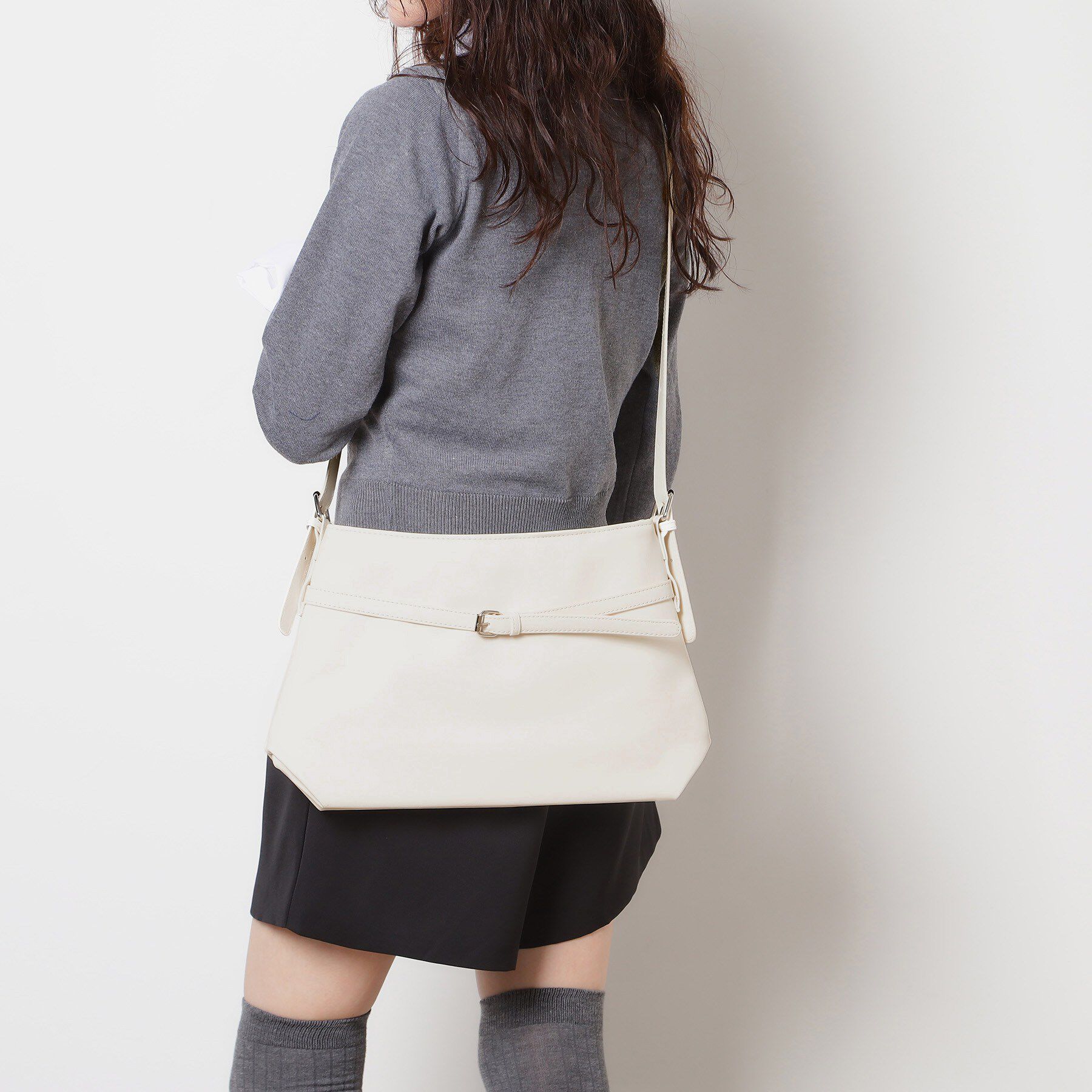 Ober Tashe「ベルトデザインショルダーバッグ」|ショルダー・メッセンジャー|