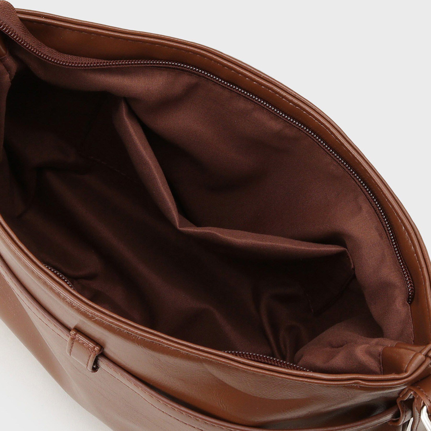 Ober Tashe「ベルトデザインショルダーバッグ」|ショルダー・メッセンジャー|