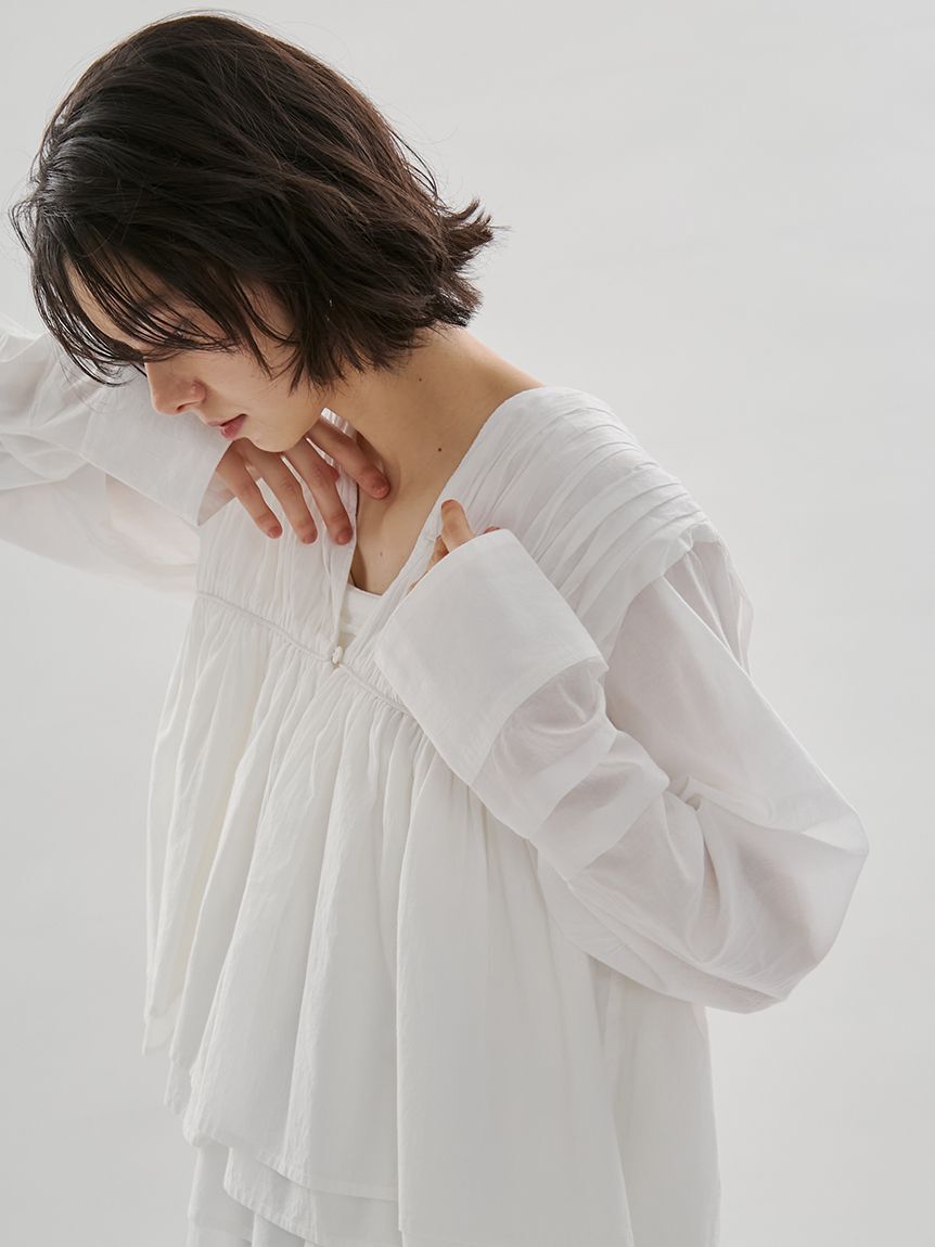 emmi atelier「コットンギャザーブラウス【アンサンブル対応】」|シャツ・ブラウス|