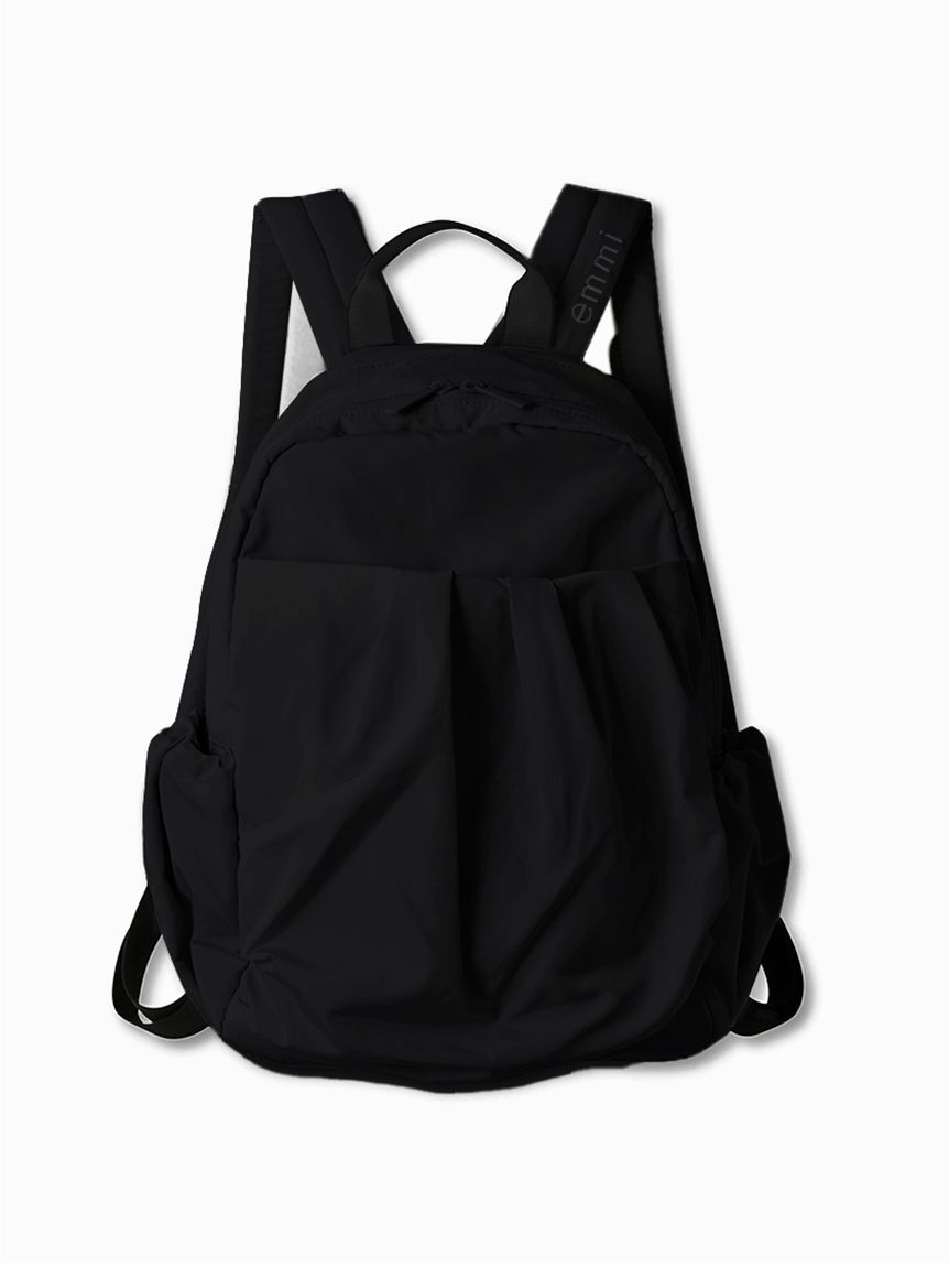 emmi atelier「eco ミニギャザーボディーバックパック/撥水」|リュック|BLK