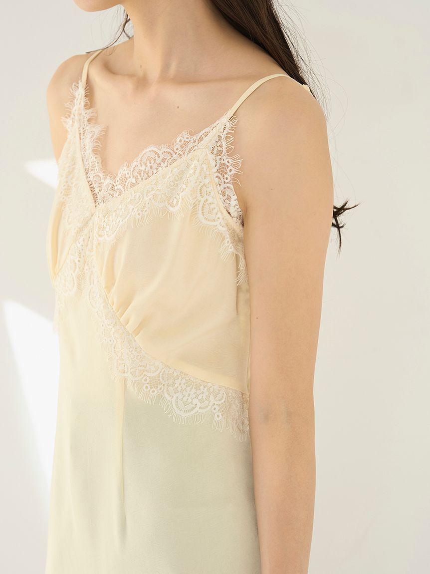 SNIDEL「レーストリムサテンキャミTOP【SWFB261167追加生産分】」|キャミソール|