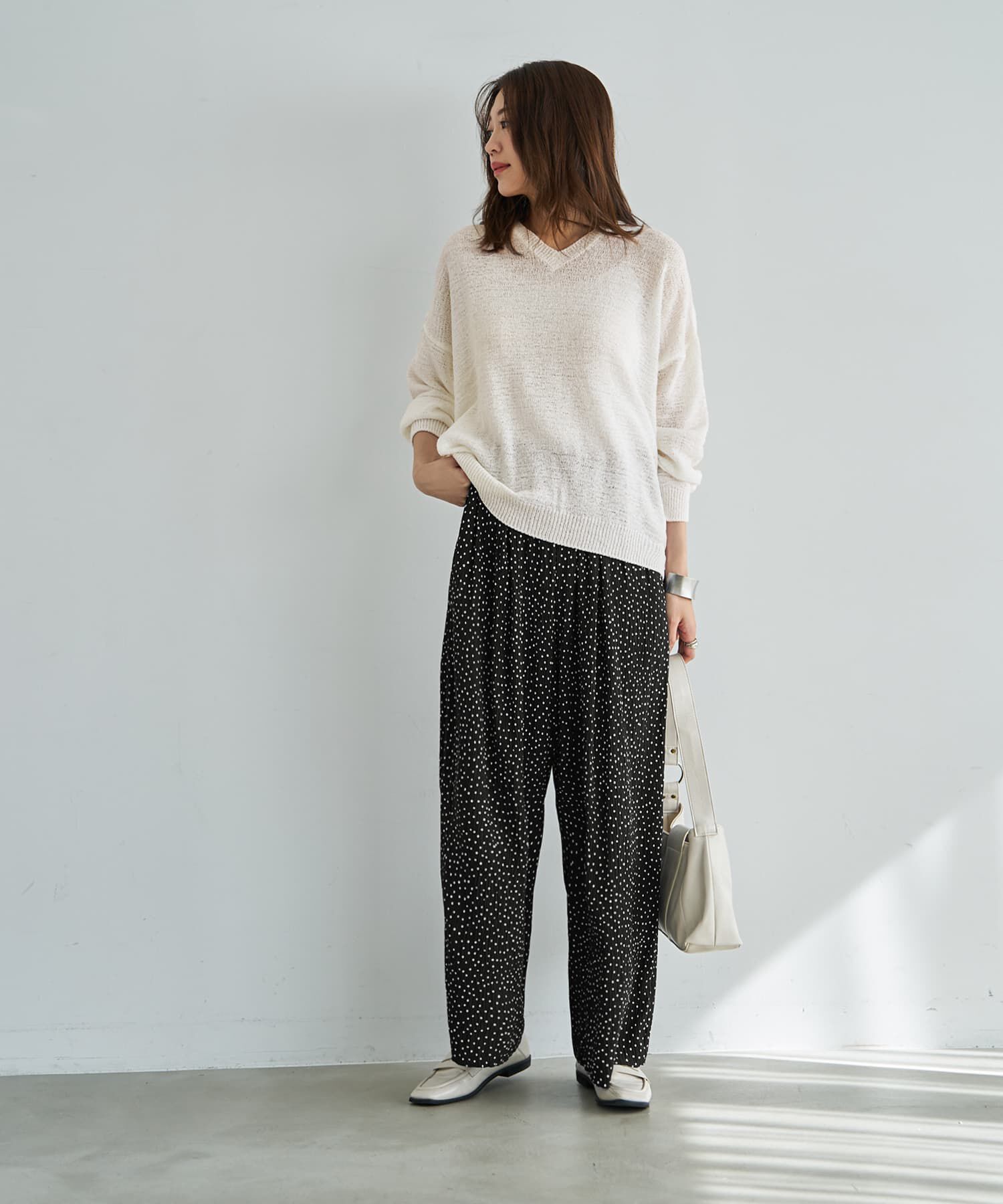 STYLE DELI「微シアーシャリ感Vネックニット」|ニット・セーター|