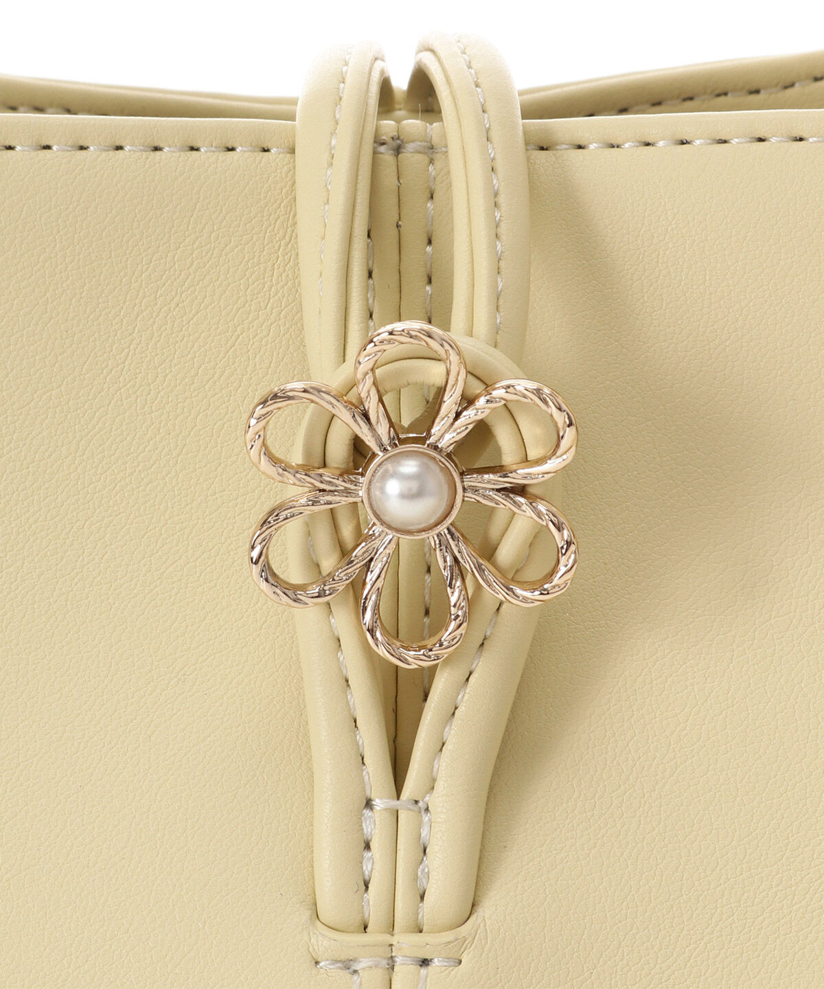 Samantha Thavasa「オリジナルフラワーモチーフ金具 ハンドバッグ」|ハンドバッグ|