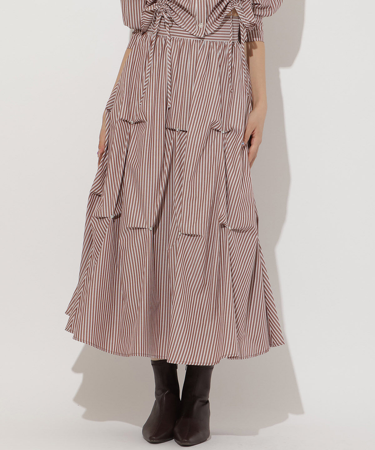 アンドクチュール「ストライプビジューティアードスカート」|フレア|