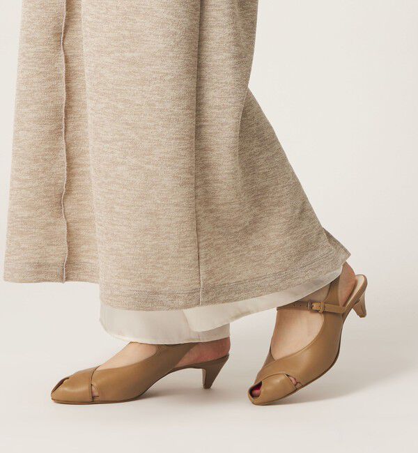 ODETTE E ODILE「クロスオープントゥ バックベルト パンプス40&uarr;」|パンプス|