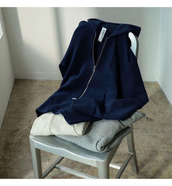 BEAMS PLUS「LOOPWHEELER / 別注 Slim Zip Sweat Hoody」|スウェット・ジャージ|