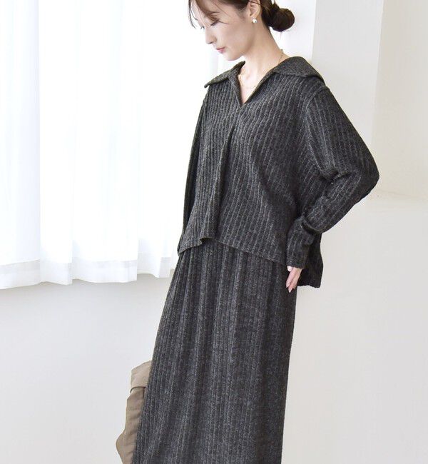 quaranciel「《予約》quaranciel:〈手洗い可能〉ポリエステル ベロア スキッパー ニット &  Iライン スカート」|ワンピース|チャコールグレー