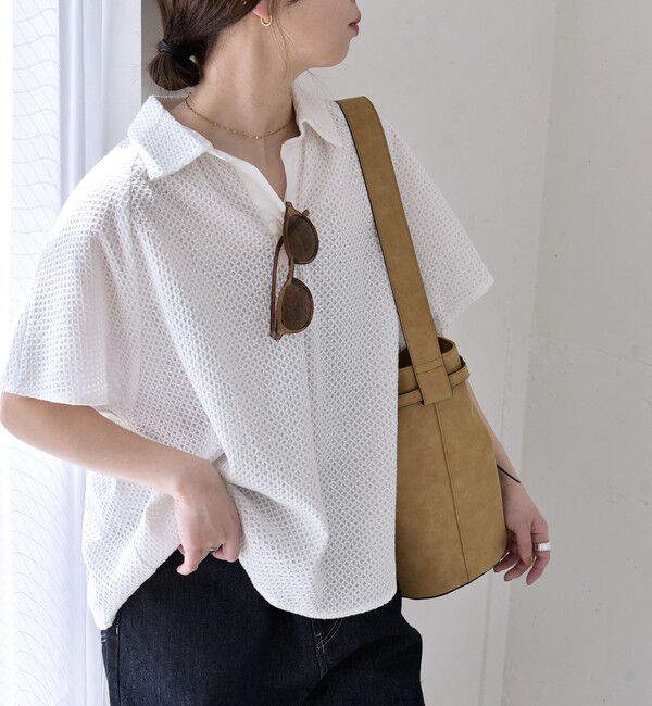 quaranciel「《予約》quaranciel:〈手洗い可能〉コットン 刺繍 スキッパー ギャザー プルオーバー シャツ」|シャツ・ブラウス|