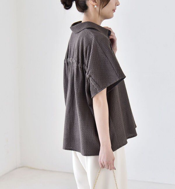 quaranciel「《予約》quaranciel:〈手洗い可能〉コットン 刺繍 スキッパー ギャザー プルオーバー シャツ」|シャツ・ブラウス|