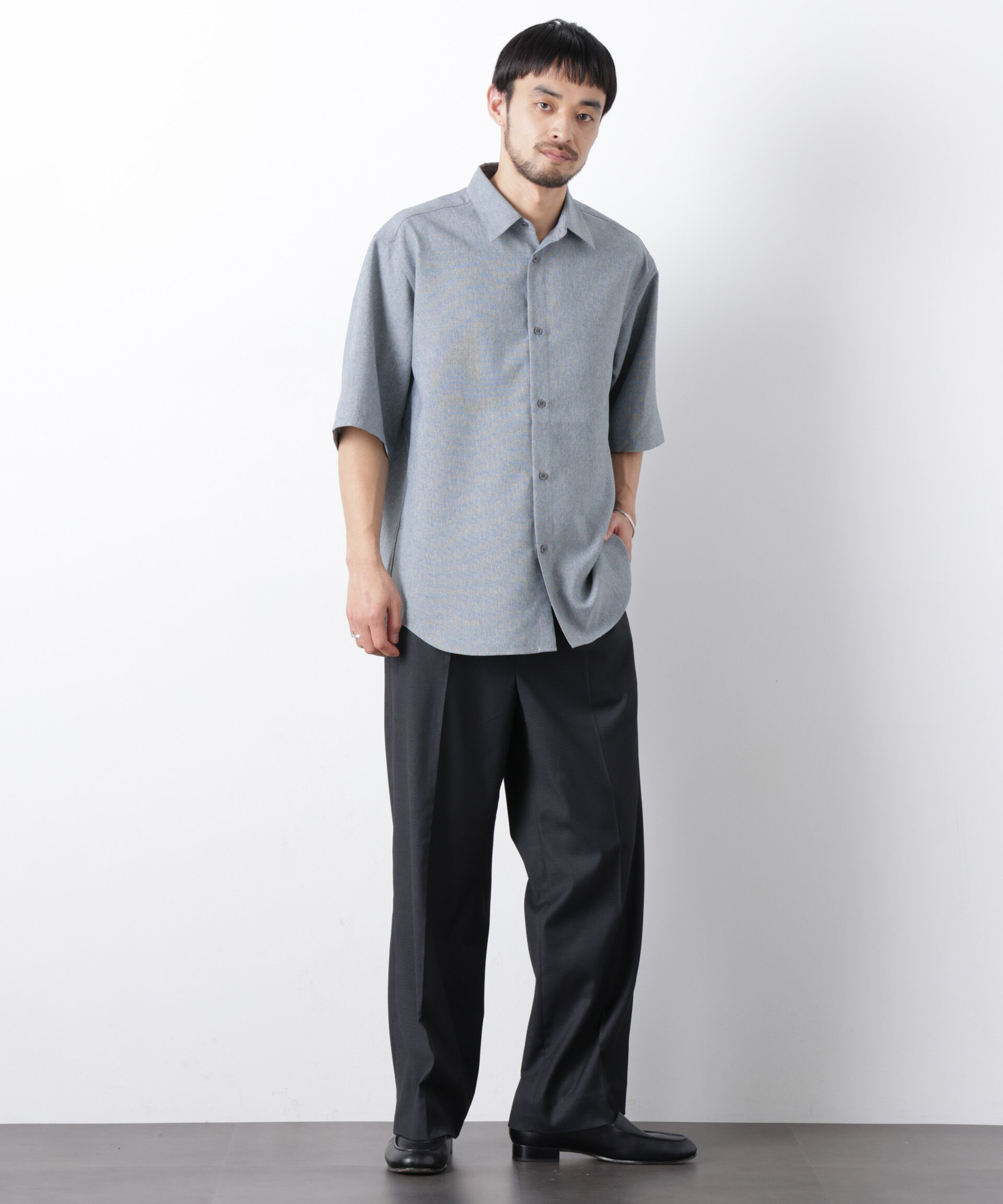 nano･universe「カチオン染め半袖シャツ」|シャツ・ブラウス|