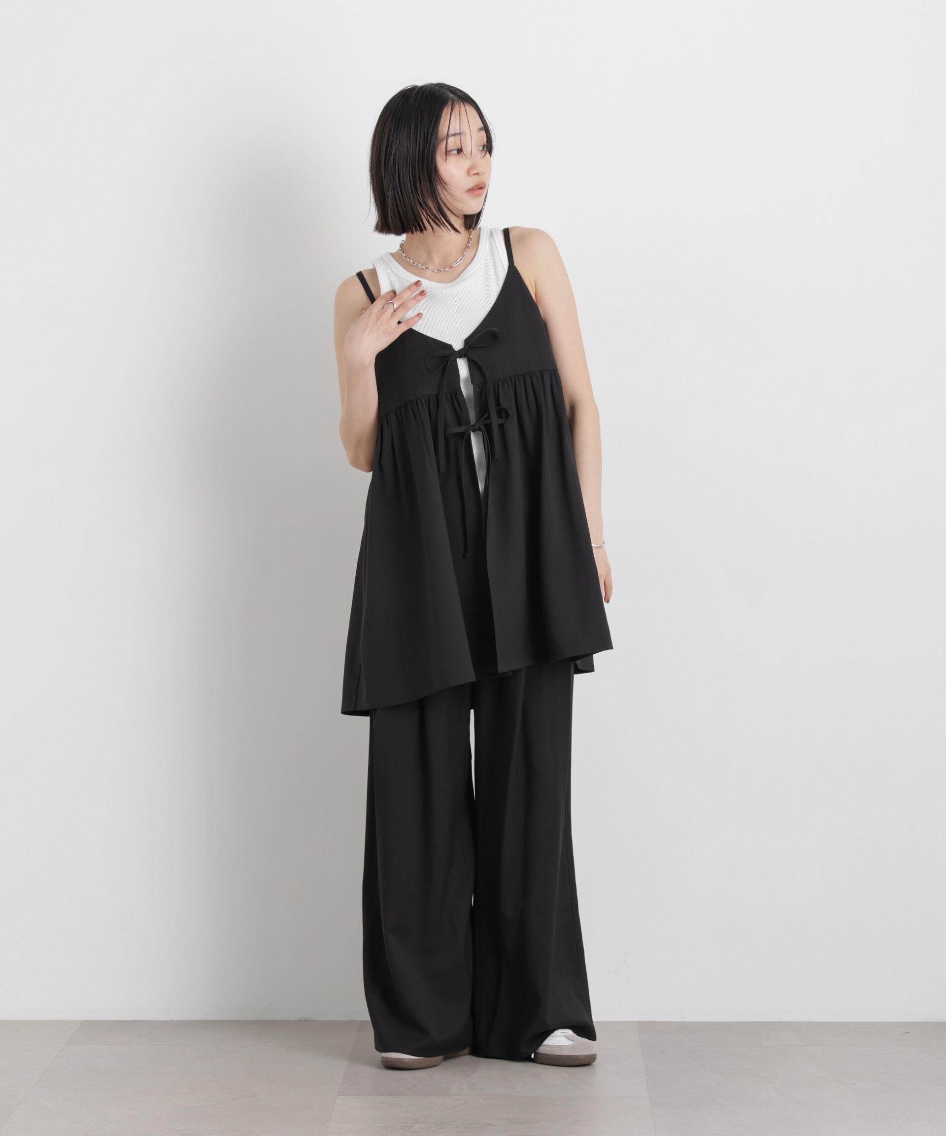 nano･universe「微光沢ツイルイージーパンツ(セットアップ可)」|チノ|