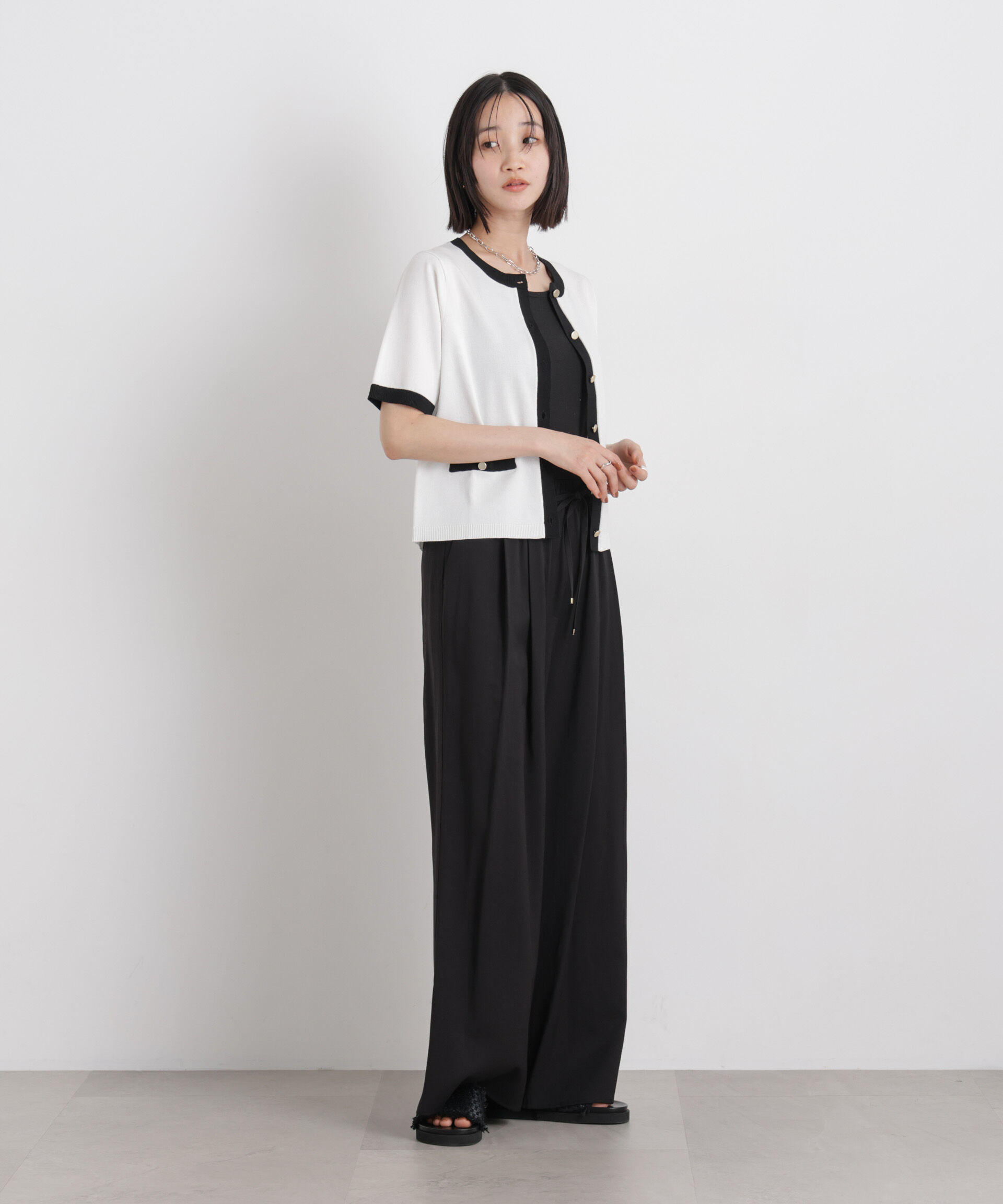 nano･universe「微光沢ツイルイージーパンツ(セットアップ可)」|チノ|