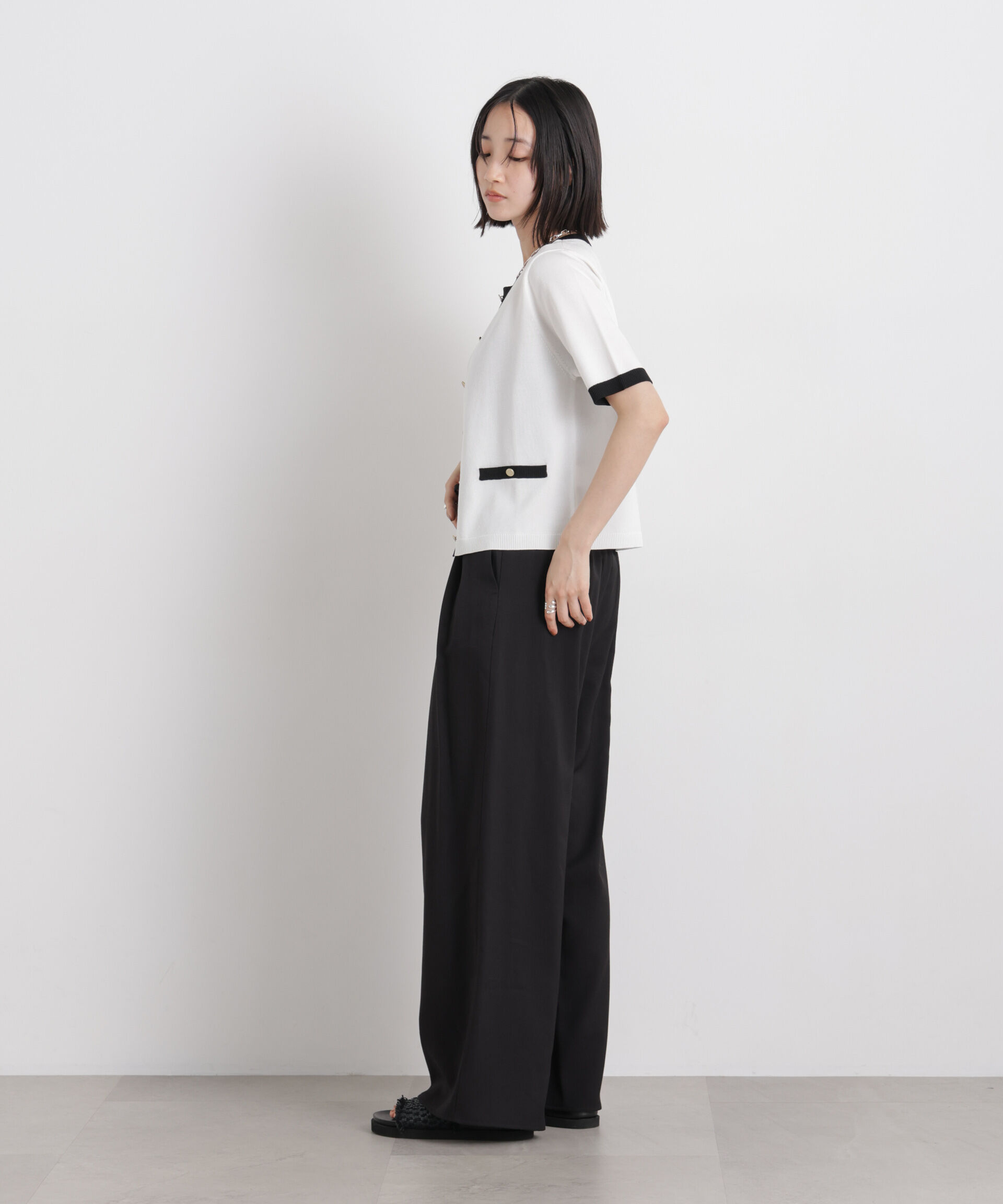 nano･universe「微光沢ツイルイージーパンツ(セットアップ可)」|チノ|