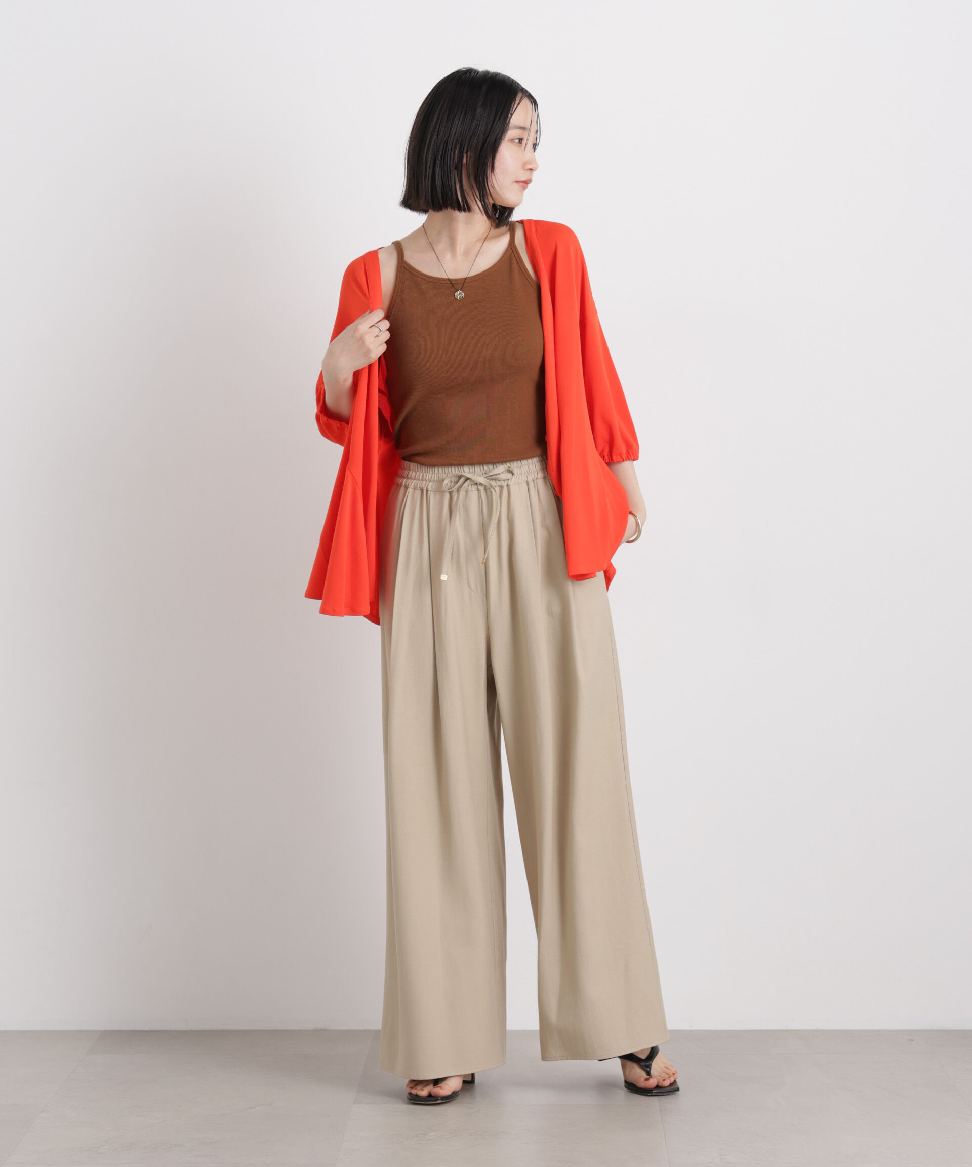 nano･universe「微光沢ツイルイージーパンツ(セットアップ可)」|チノ|