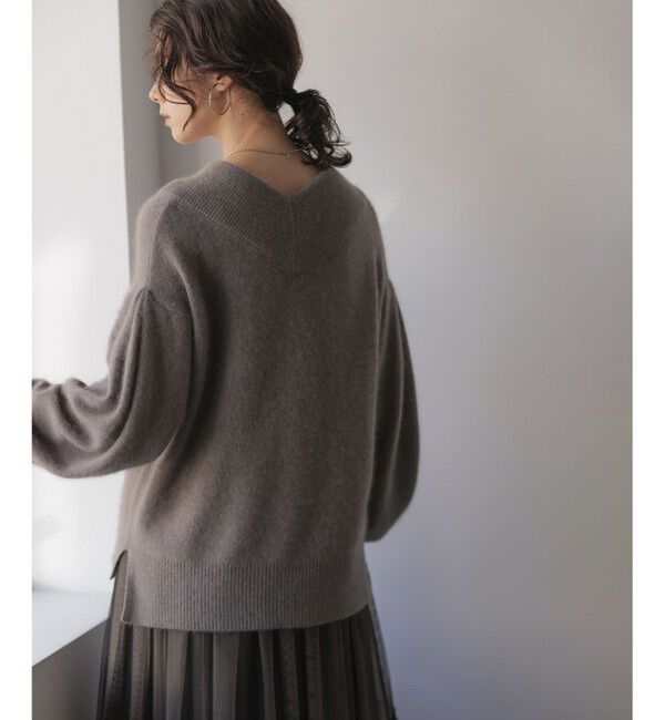 組曲「フラッフィーファーＶネック ニット」|ニット・セーター|