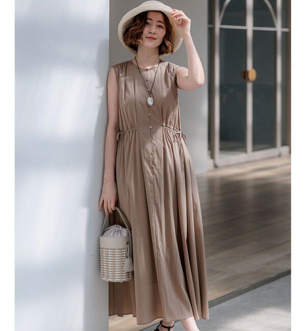 23区「シルキーライトクロス フレアワンピース」|ワンピース|モカ系