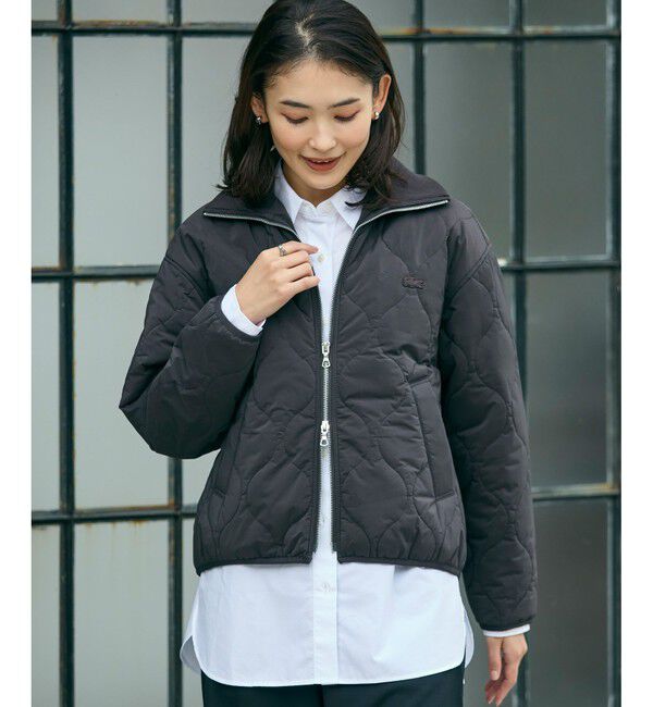 LACOSTE「THERMORE中綿 ひょうたんキルティング ハイネックジップブルゾン」|ブルゾン・スタジャン|ダークブラウン