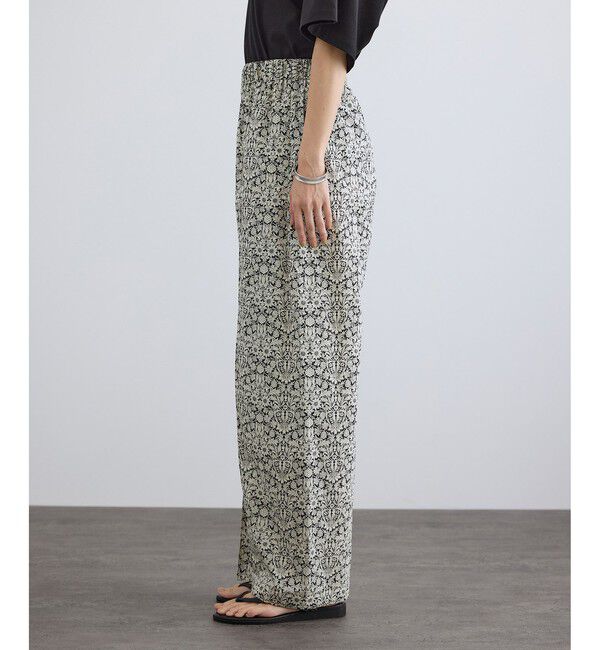 SALON adam et rope'「LIBERTYイージーリラックスパンツ」|チノ|