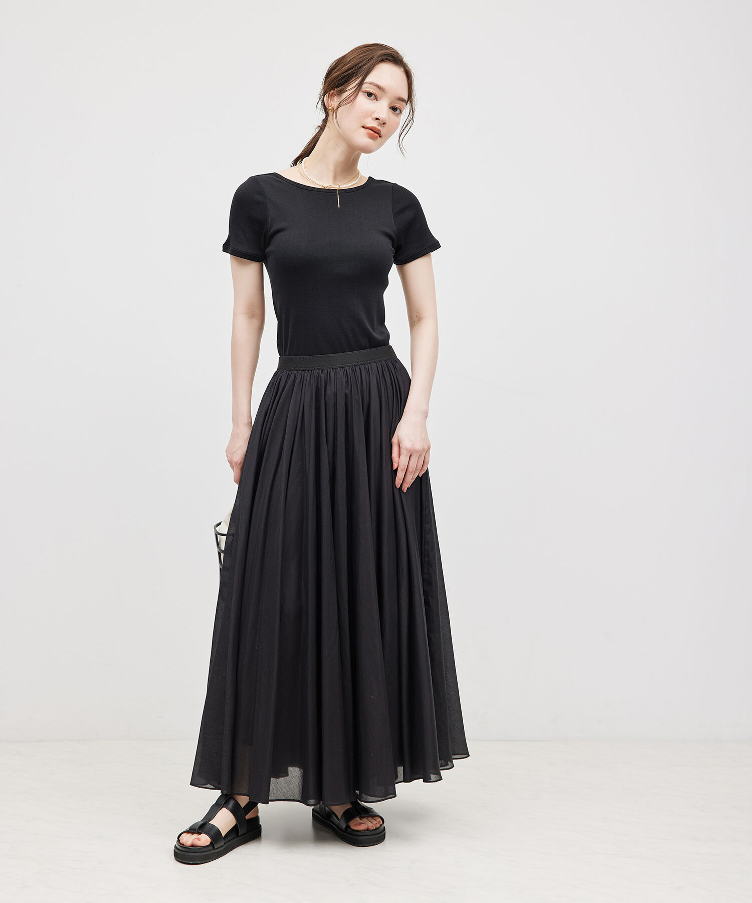 ROPE「コットンシルク丸胴フライスカップ付き半袖カットソー」|Tシャツ・カットソー|