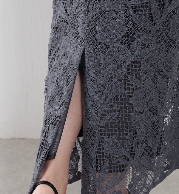  「グラフィカルリーフレースワンピース」|ワンピース|