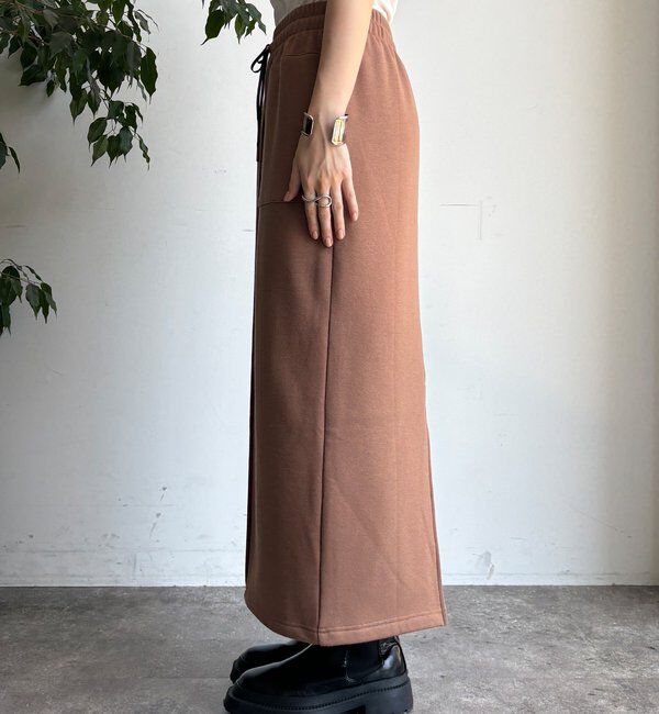  「ボンバーヒートIラインスカート」|スカート|