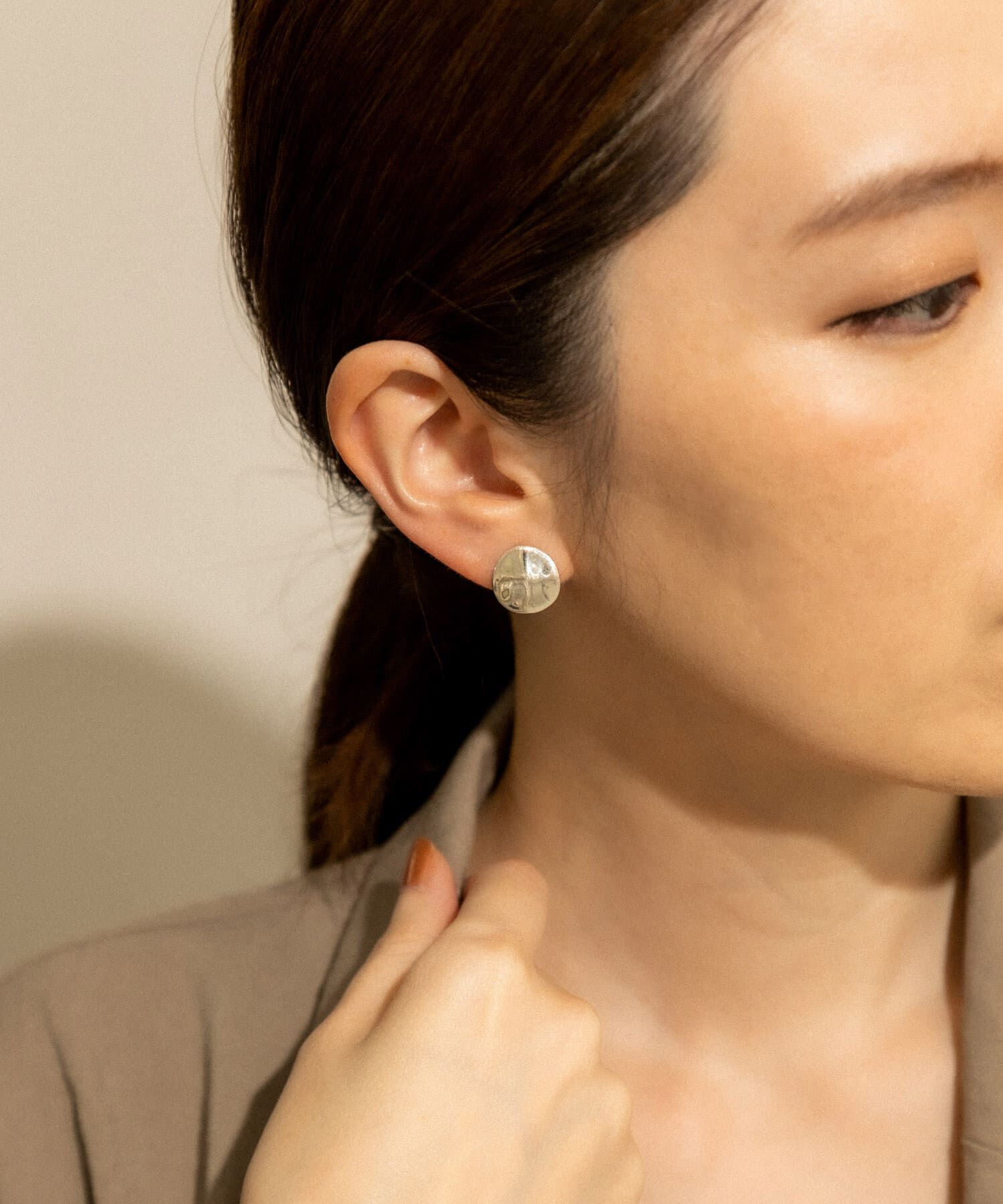 SMELLY「SMELLY so&rsquo;　nuance circle earring」|イヤリング|