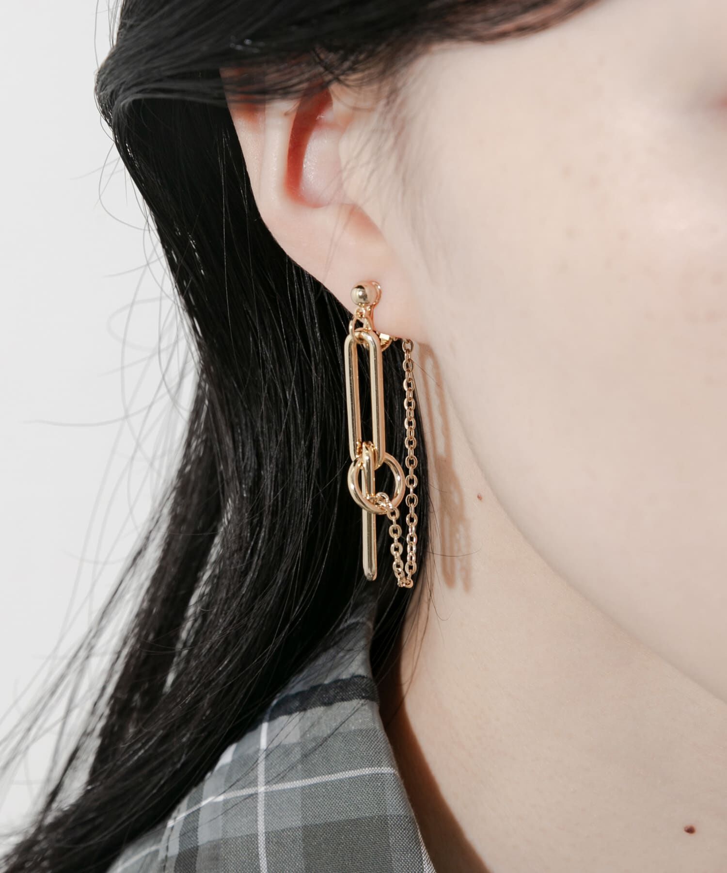 SMELLY「メタルオーバルチェーンコンビイヤリング」|イヤリング|