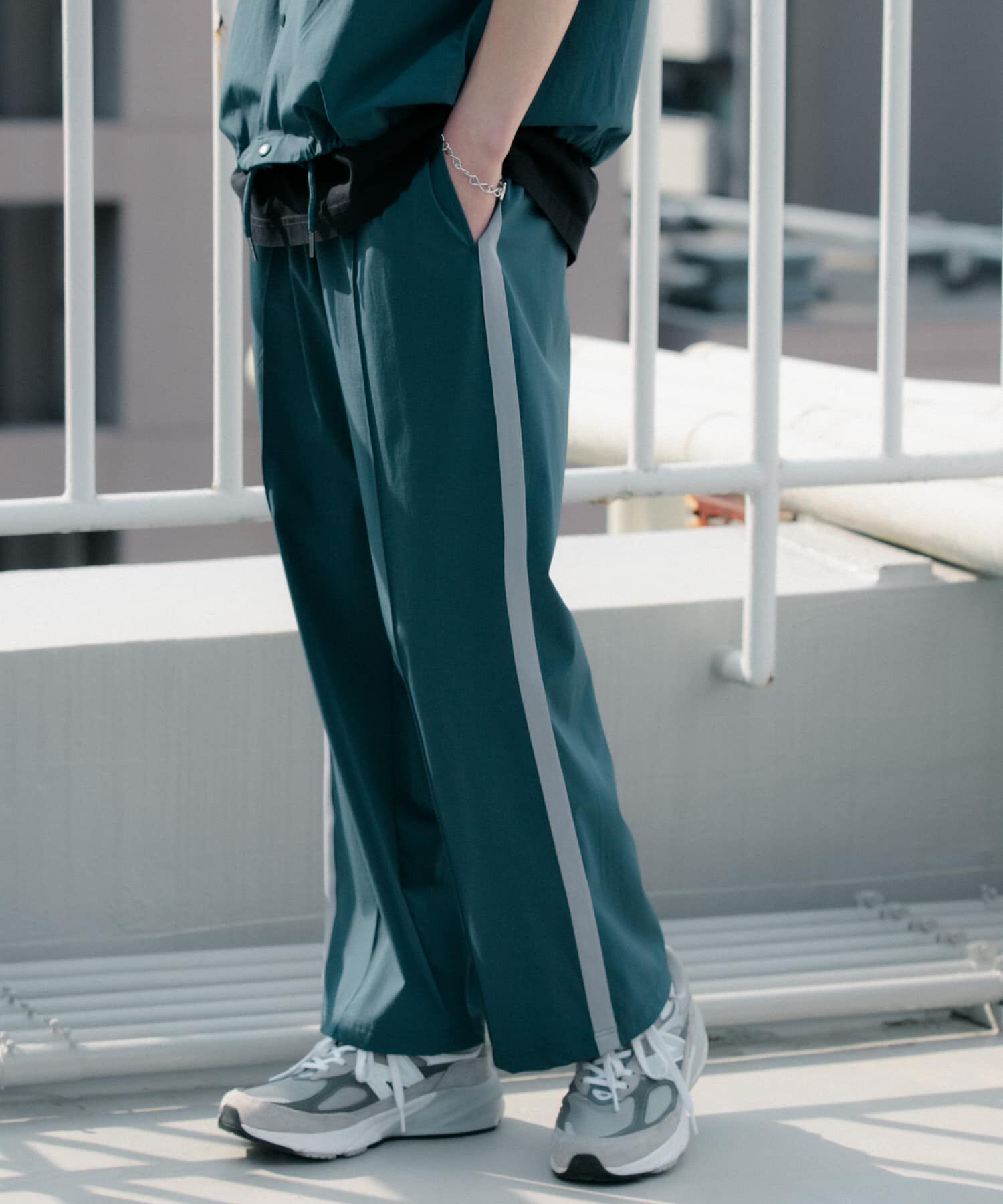 SENSE OF PLACE by URBAN RESEARCH「Uiscel　4wayストレッチサイドラインパンツ」|その他|