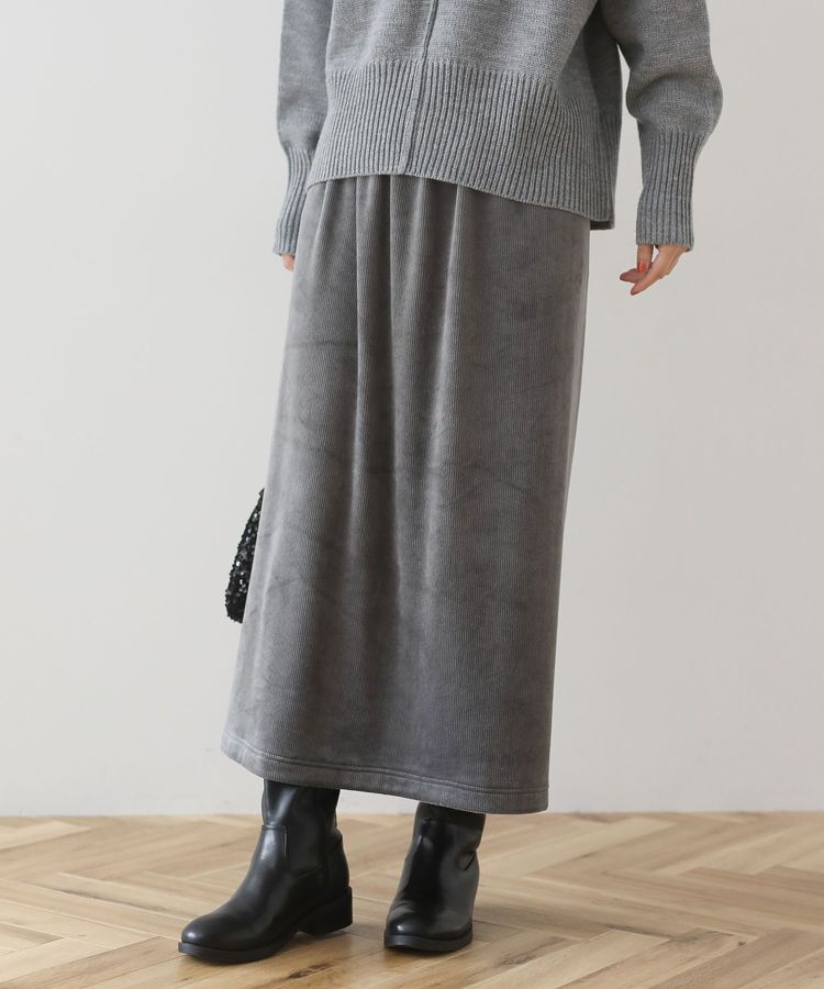 Green Parks「ぽかぽか裏起毛ベロアIラインスカート」|タイト|Charcoal Gray
