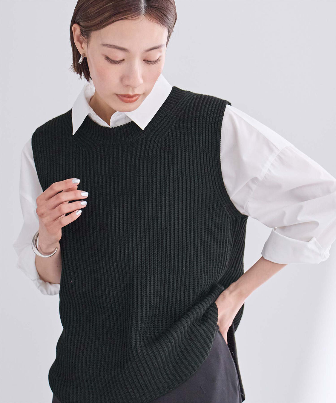 ur's「ローゲージニットベスト」|ニット・セーター|ブラック