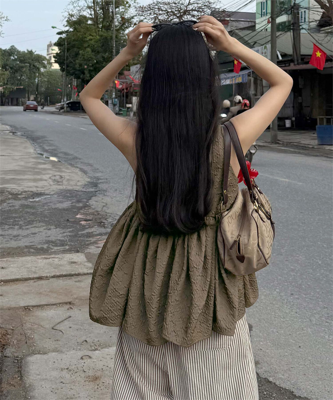 titivate「【きこさんコラボアイテム】ボリュームペプラムトップス」|シャツ・ブラウス|