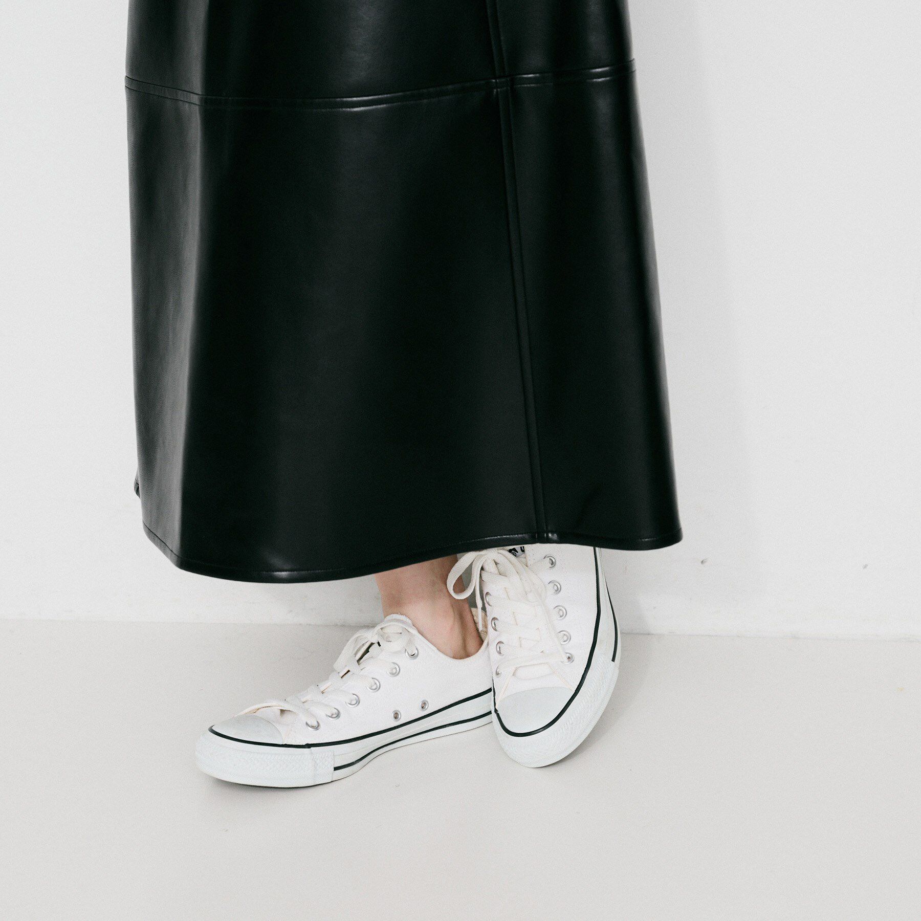 UNTITLED「【MARILYN MOON】レザー調スカート」|スカート|