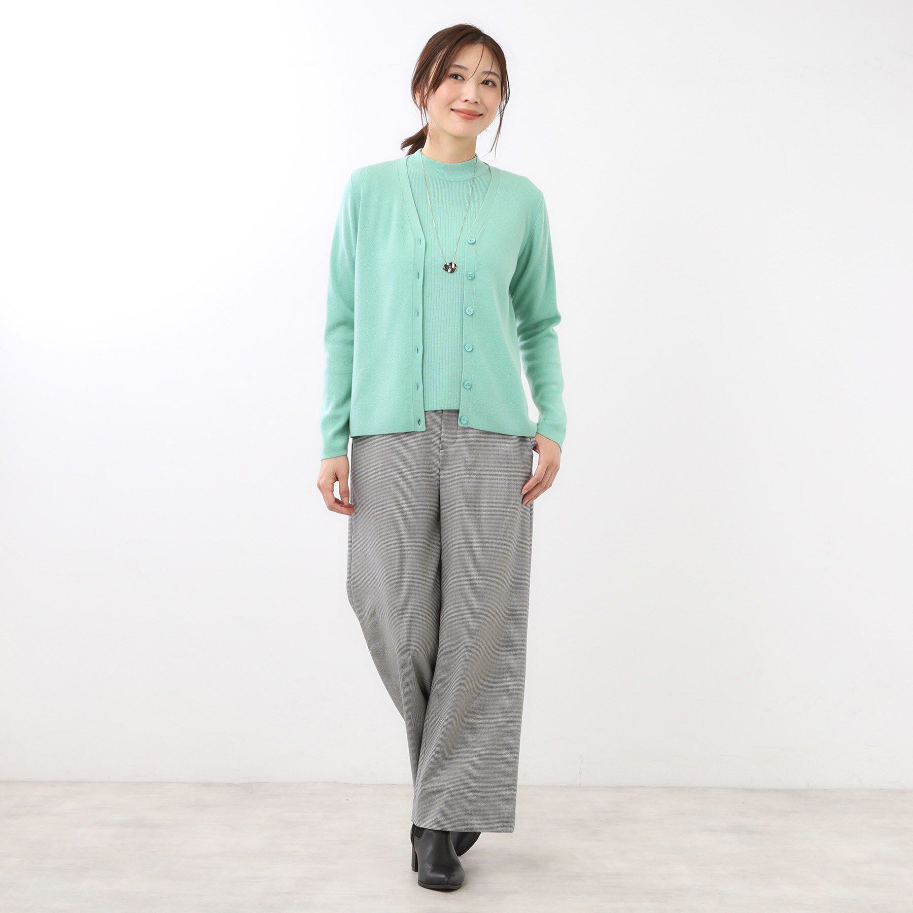 Reflect「【選べる5色／アンサンブル可】Vネックカーディガン」|カーディガン|