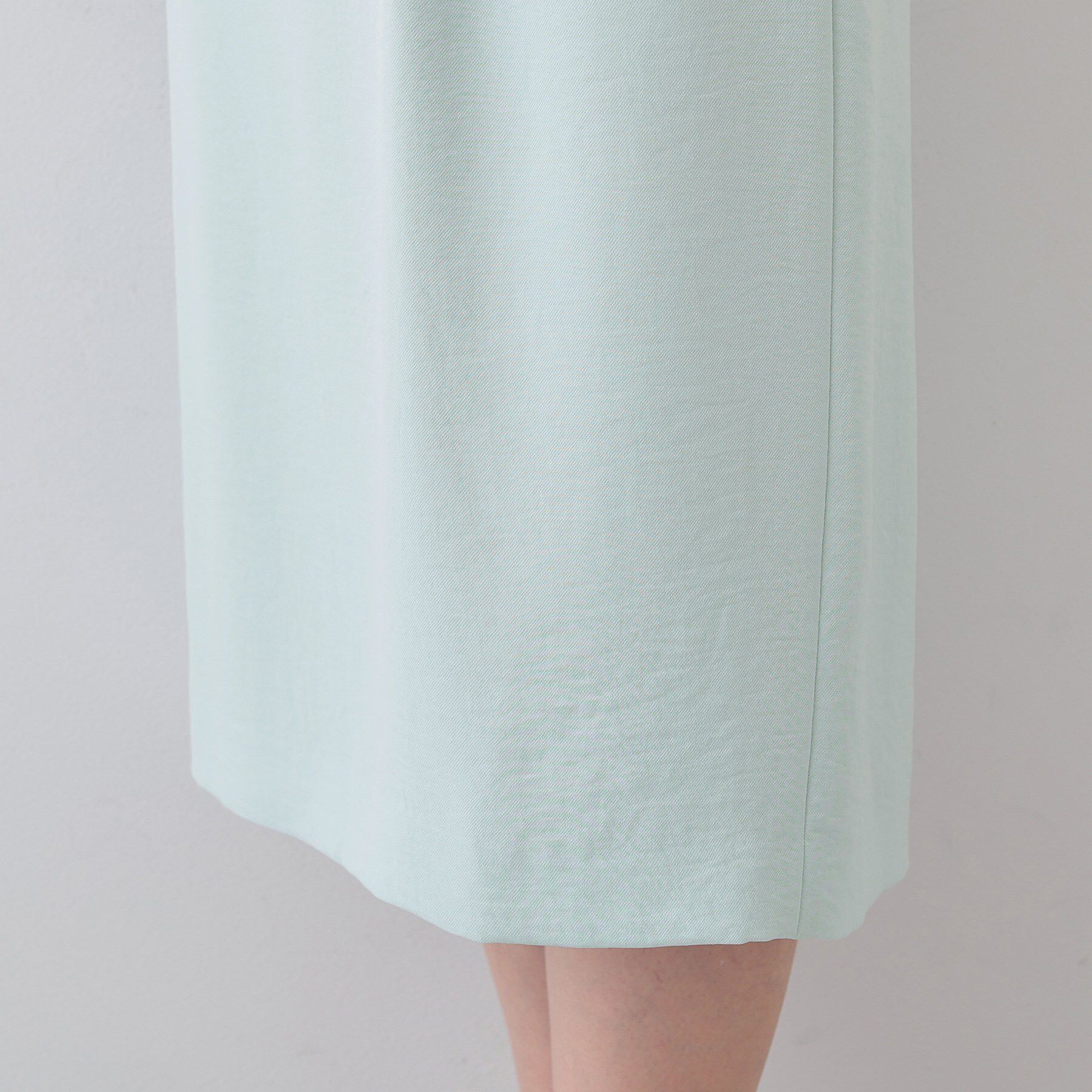 INDIVI「【着る日傘/遮熱/UVケア】ベルト付ストレートラインスカート」|スカート|